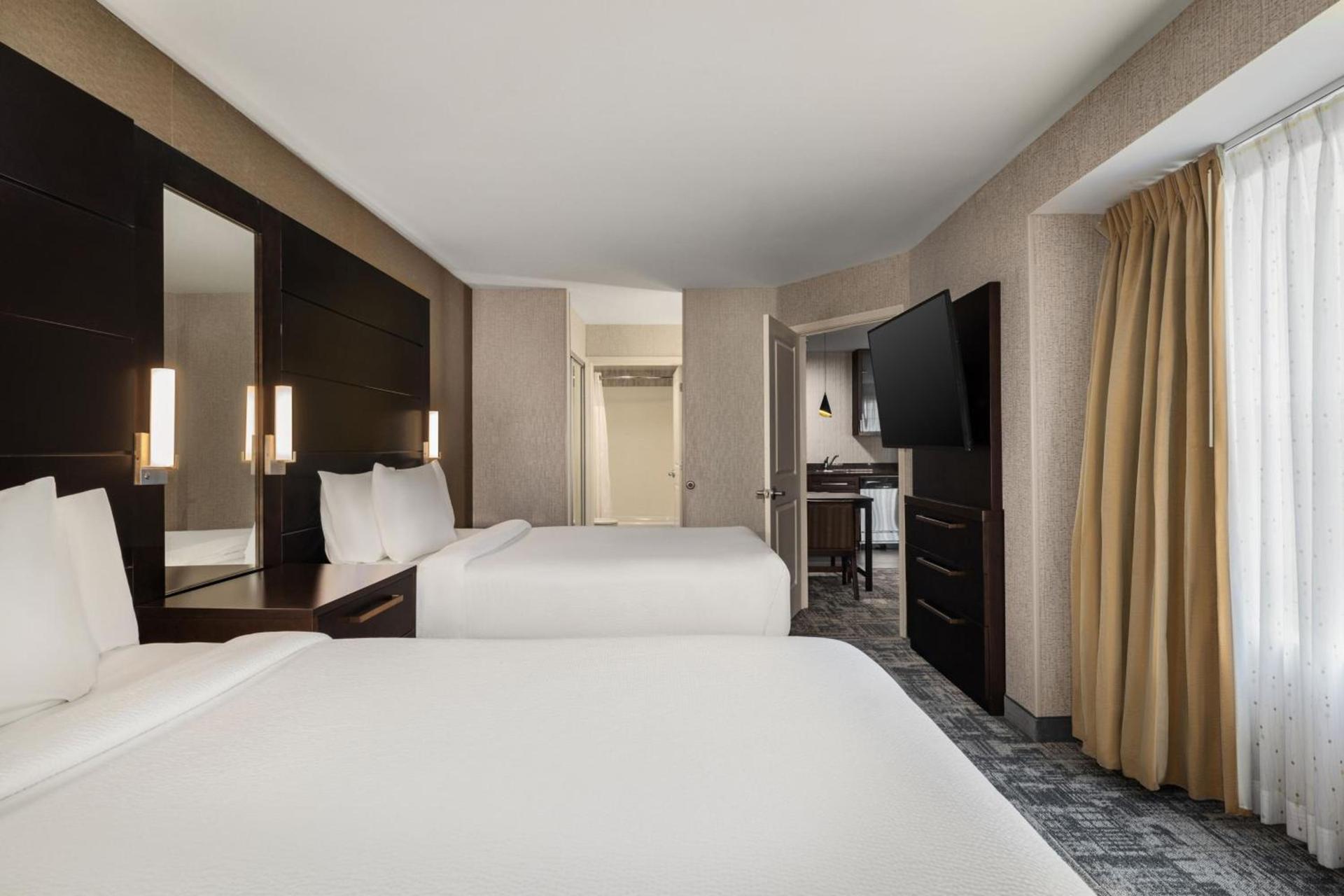 Residence Inn by Marriott Long Island Islip/Courthouse Complex photo 14