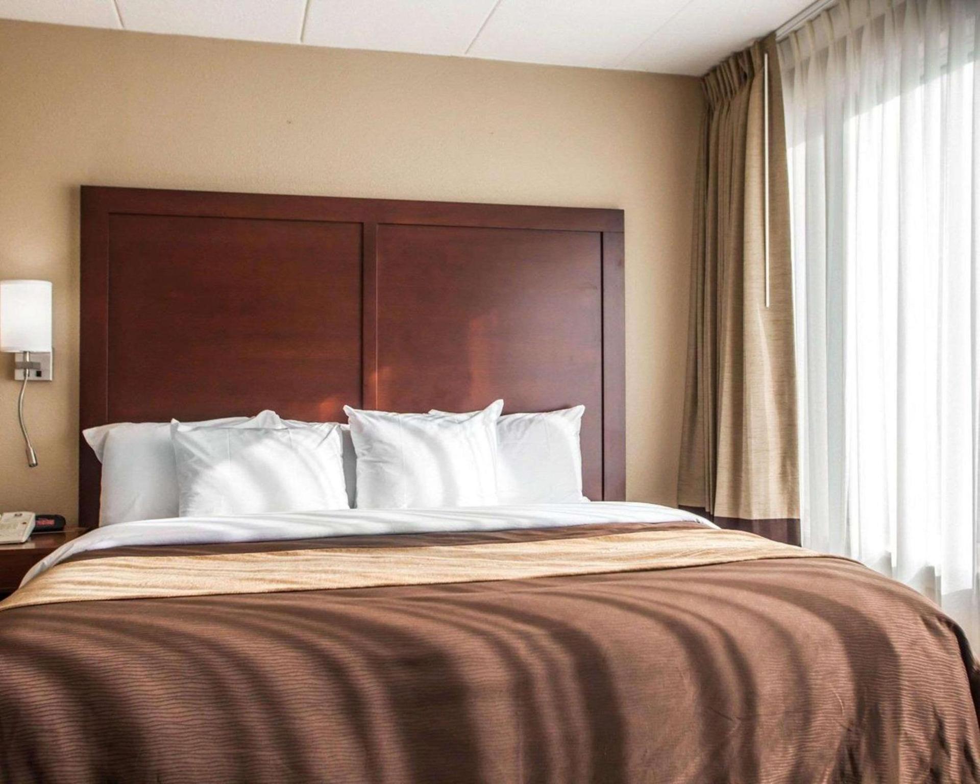 Quality Inn & Suites Orland Park - Chicago photo 38