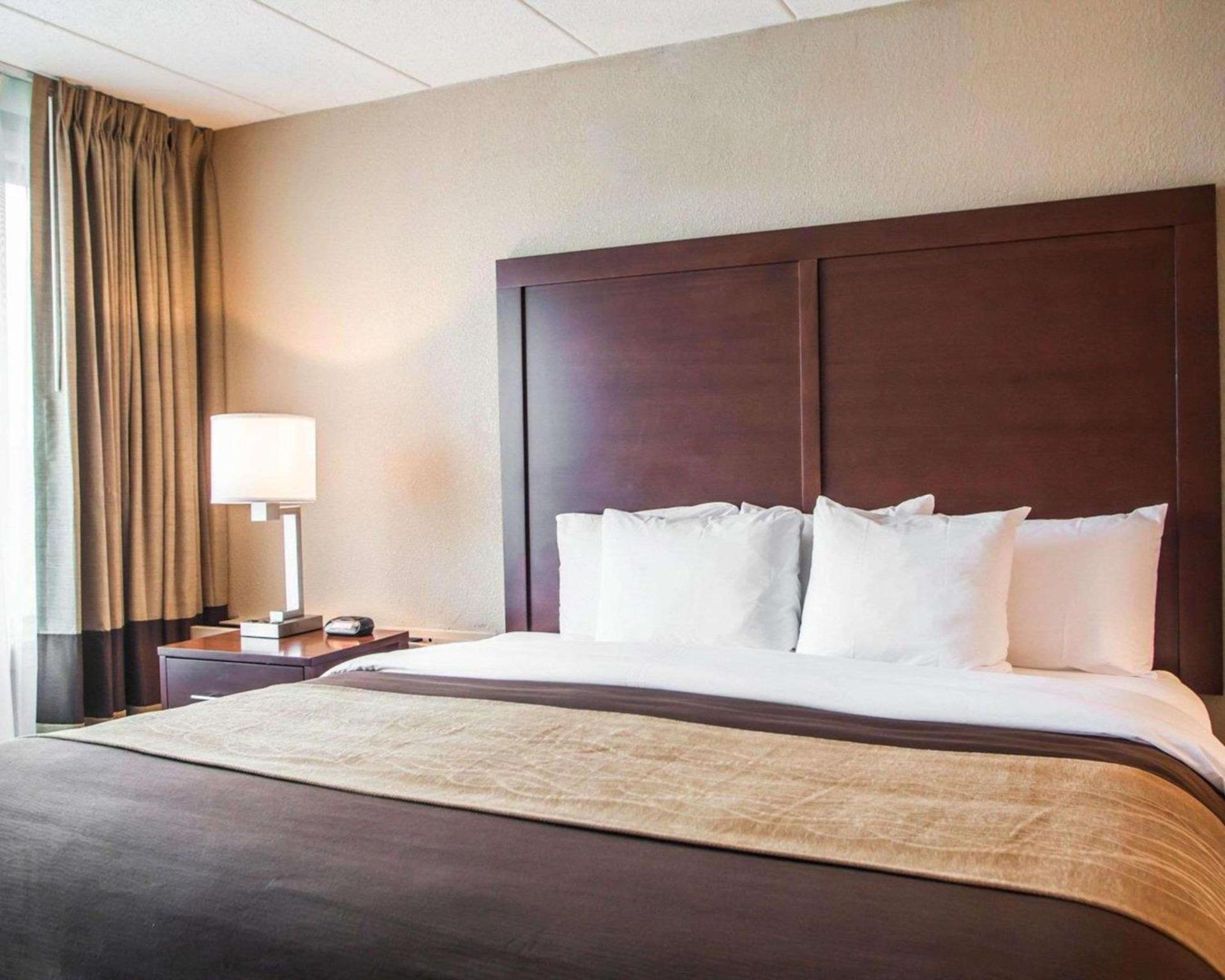 Quality Inn & Suites Orland Park - Chicago photo 19