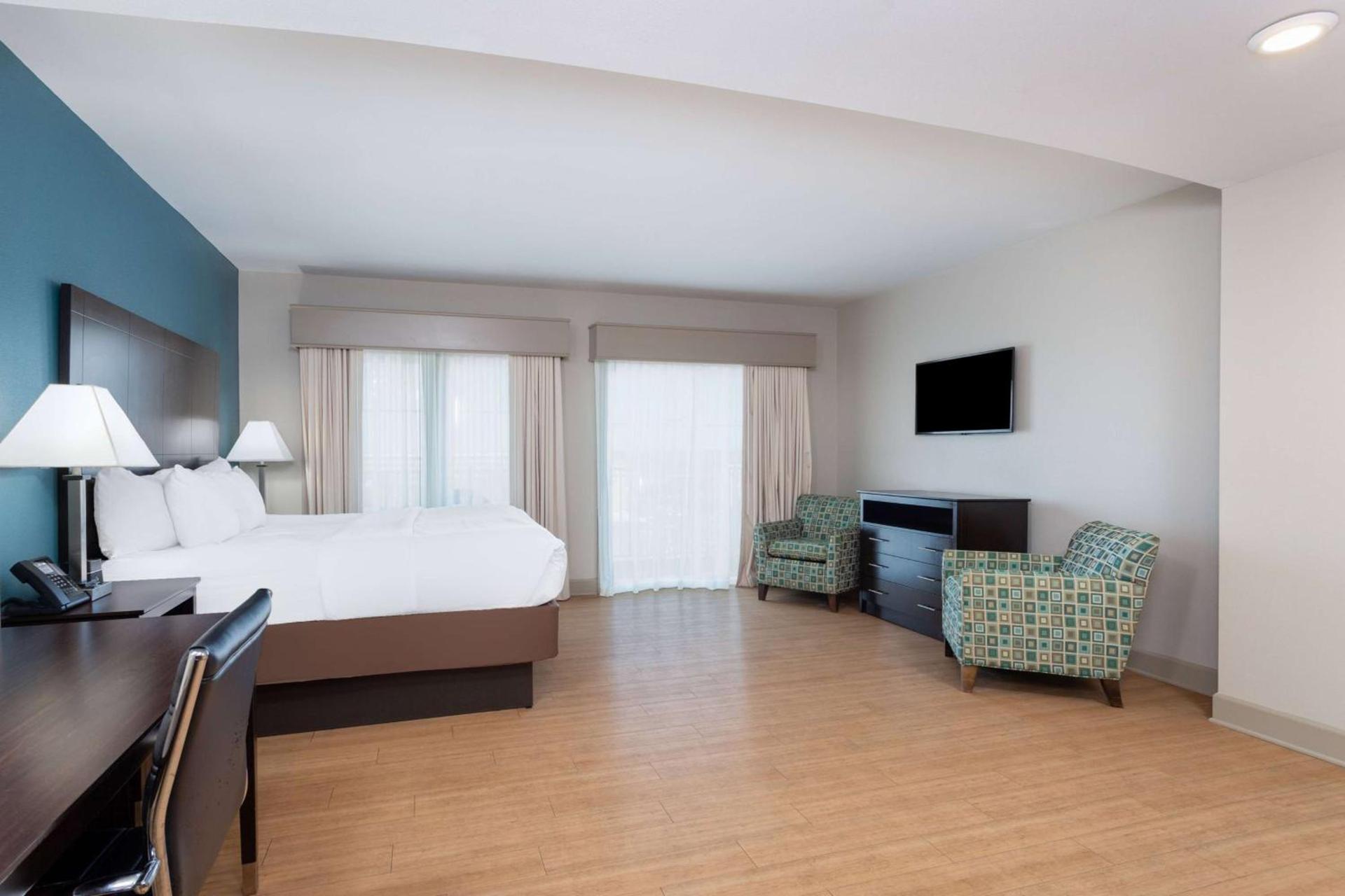 La Quinta by Wyndham Ocean City photo 12