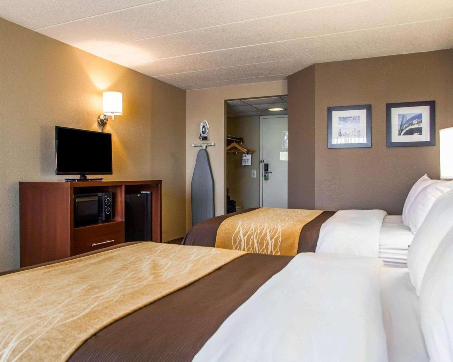 Quality Inn & Suites Orland Park - Chicago photo 25