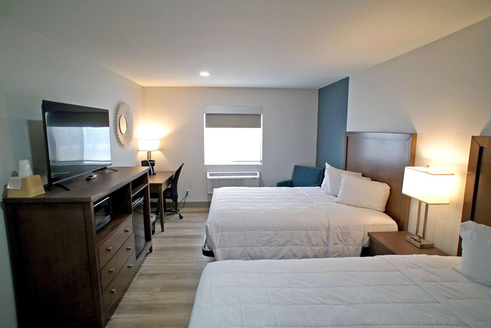 Baymont by Wyndham Monte Vista photo 21