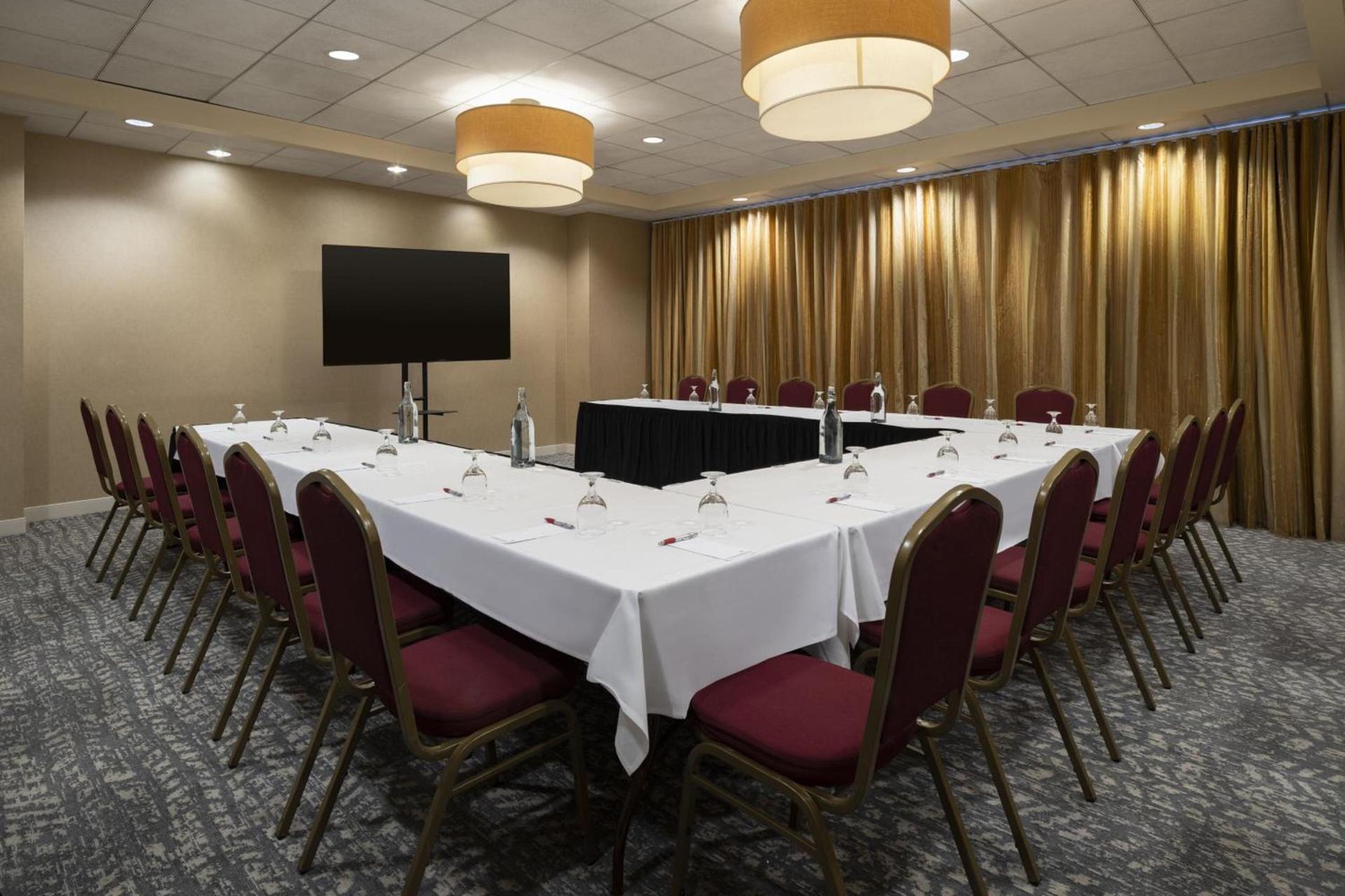 Bakersfield Marriott at the Convention Center photo 46