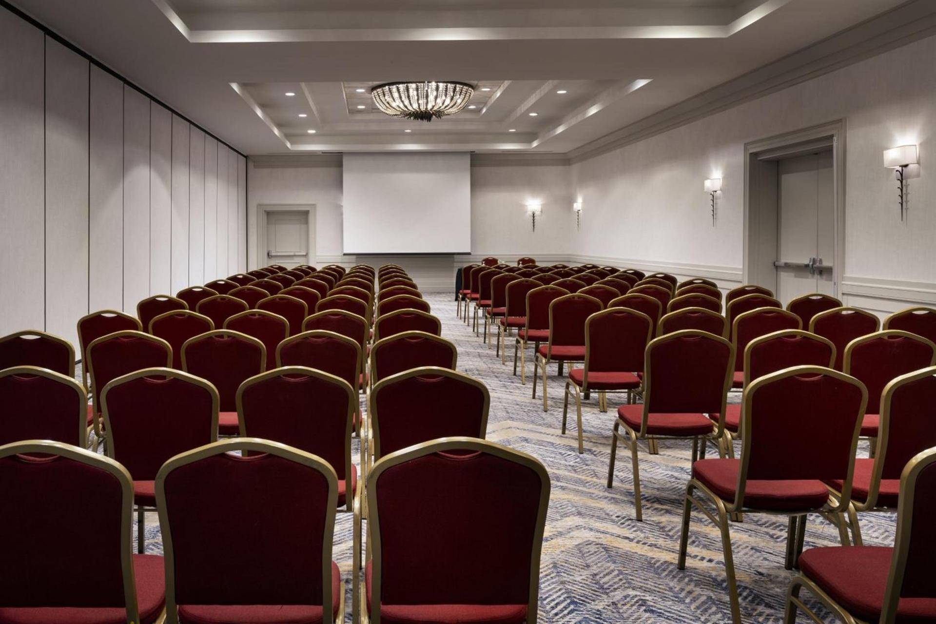 Bakersfield Marriott at the Convention Center photo 47