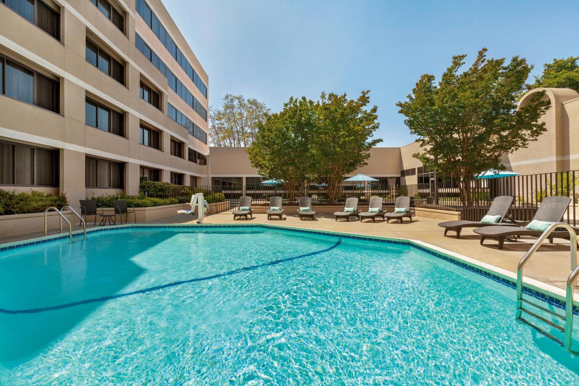 Radisson Hotel Sunnyvale - Silicon Valley photo 36