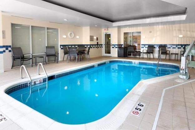 Fairfield by Marriott Inn & Suites Detroit Taylor photo 9