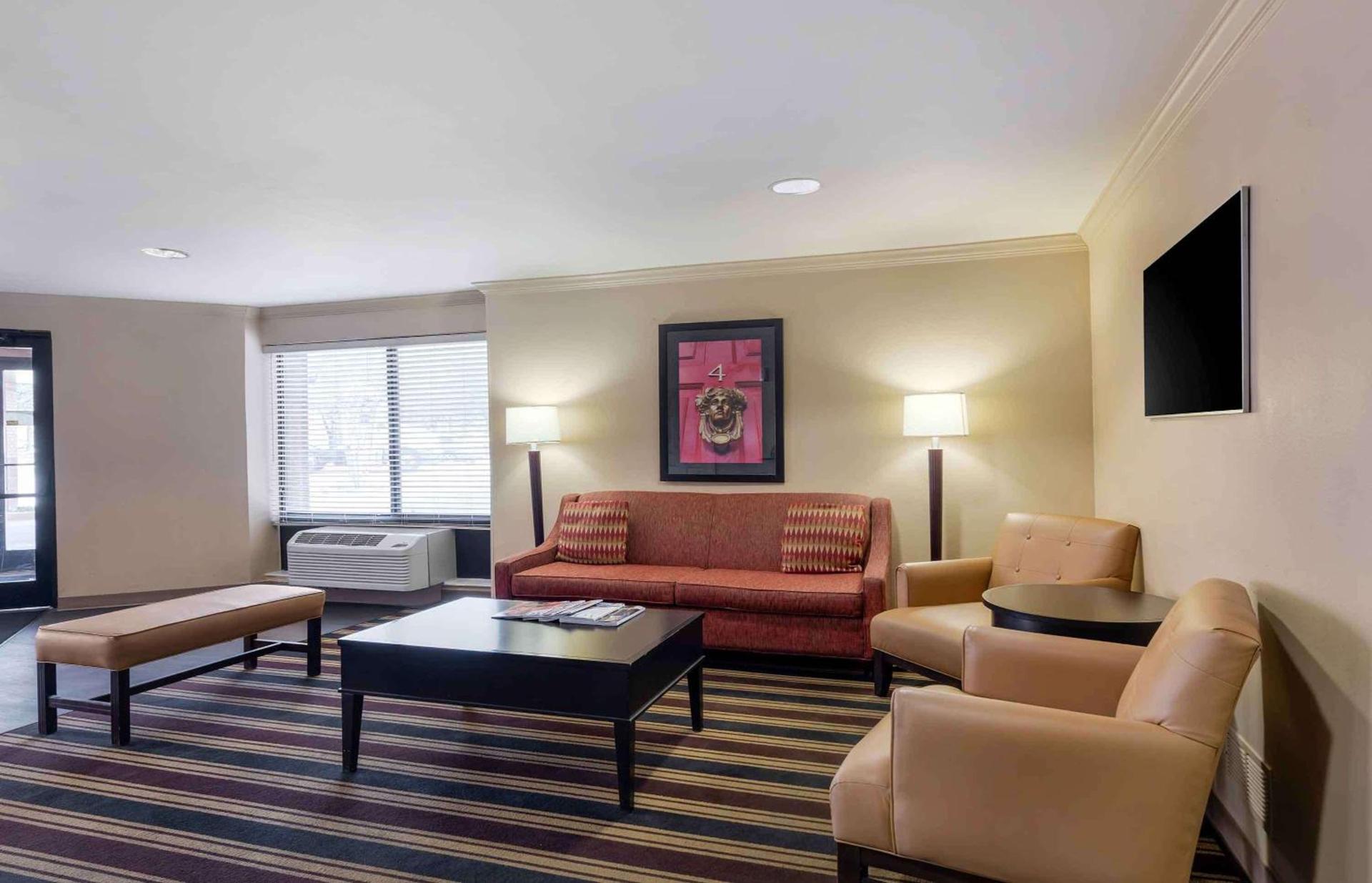Extended Stay America Select Suites - Dallas - Farmers Branch photo 4