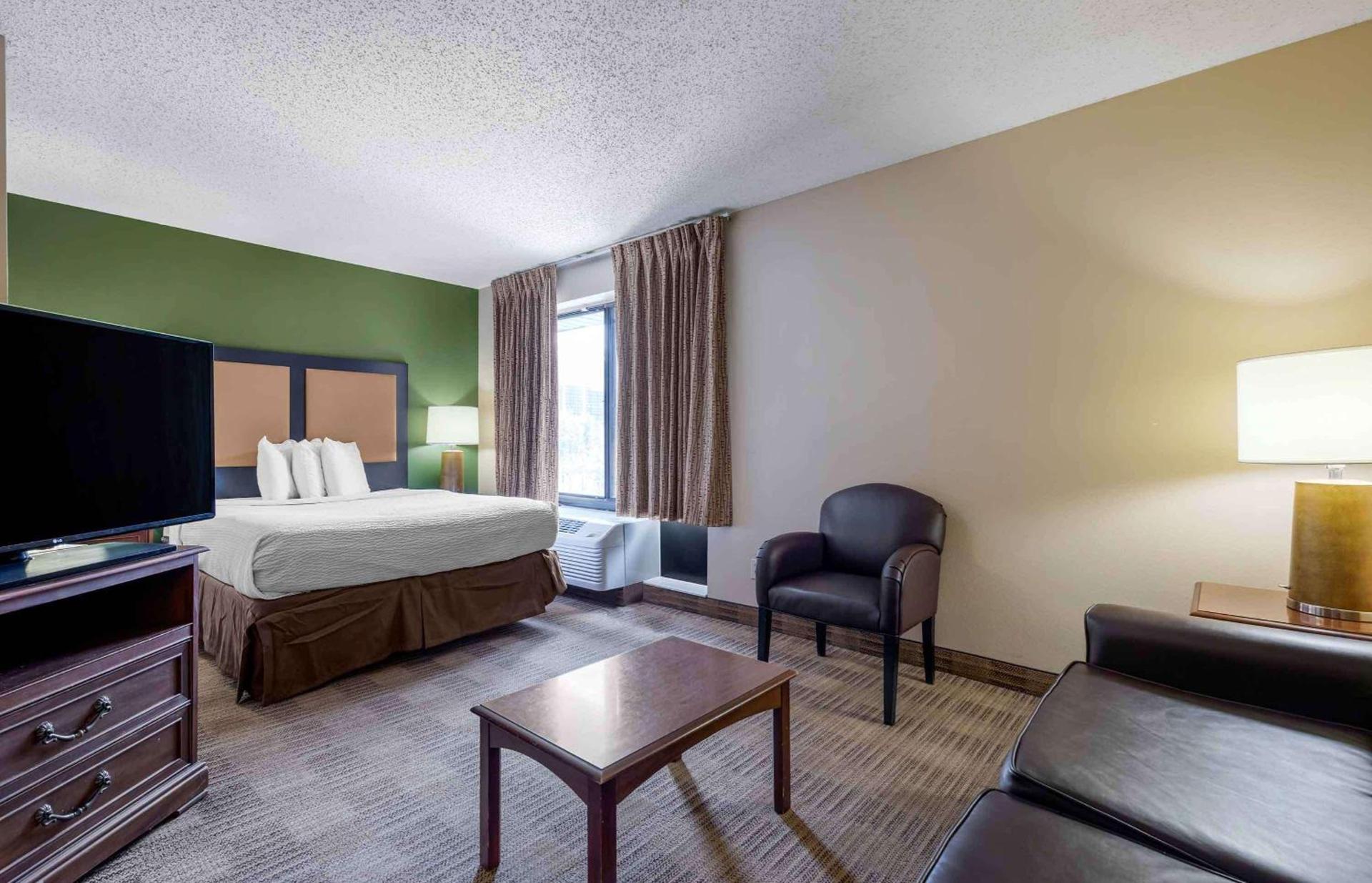 Extended Stay America Select Suites - Dallas - Farmers Branch photo 11