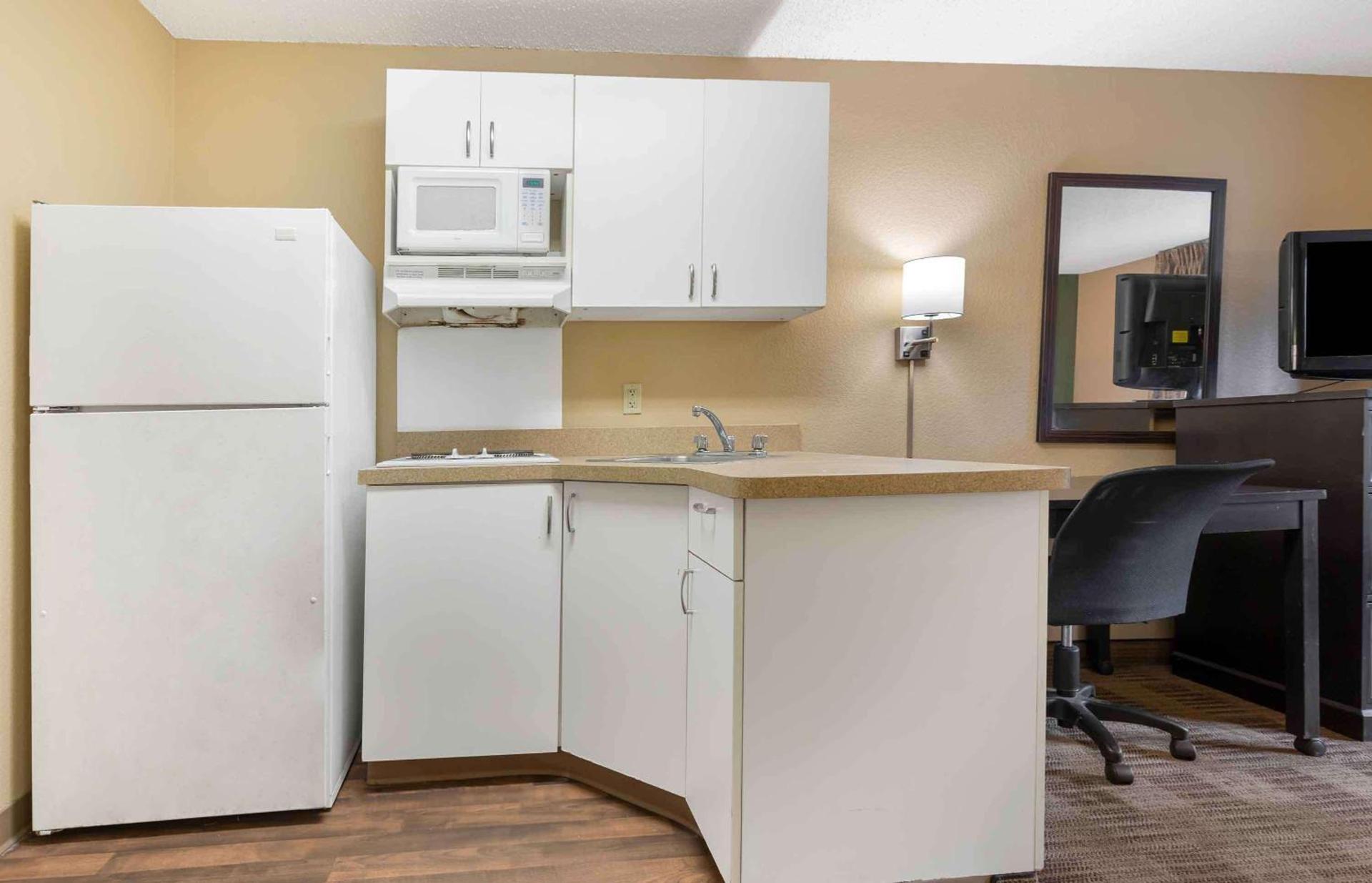Extended Stay America Select Suites - Austin - Northwest - Lakeline Mall photo 11