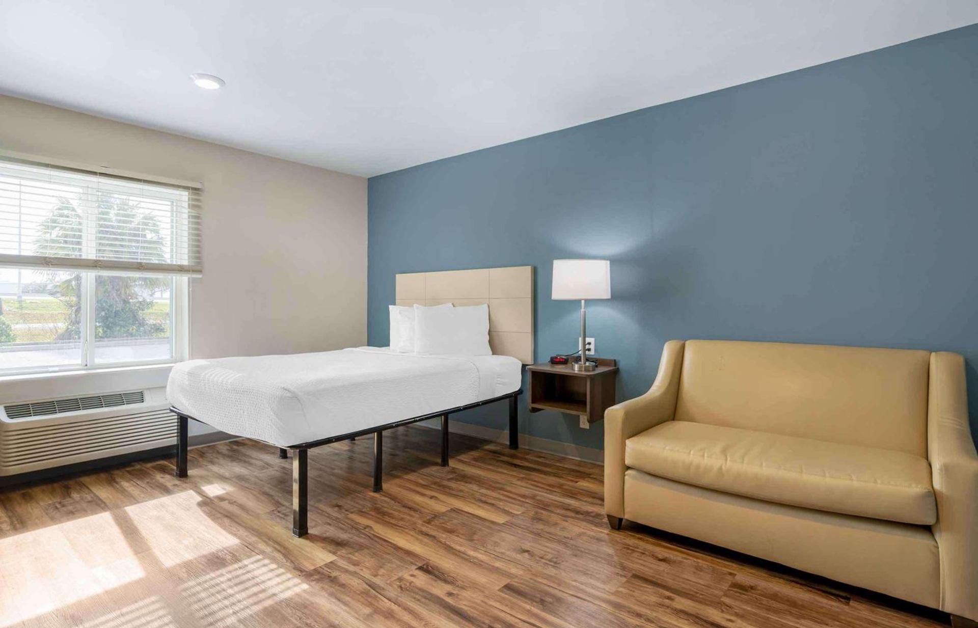 Extended Stay America Select Suites - Orlando - Airport photo 11