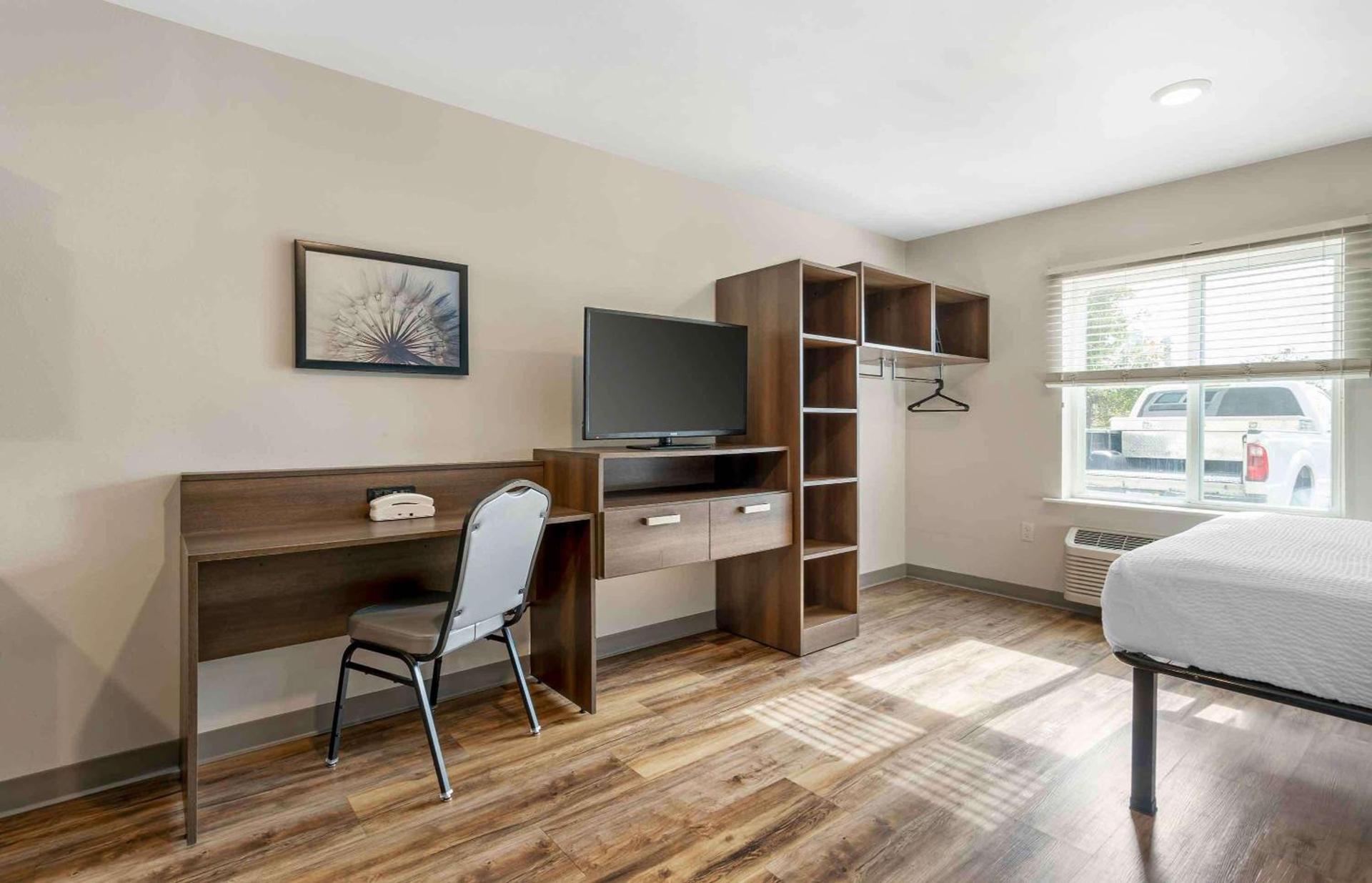 Extended Stay America Select Suites - Orlando - Airport photo 12