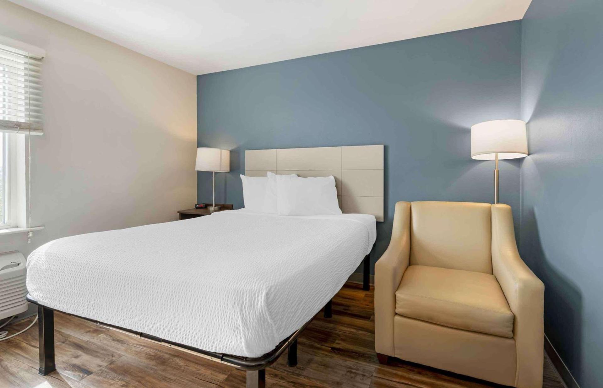 Extended Stay America Select Suites - Orlando - Airport photo 5