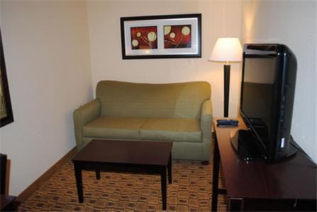 Holiday Inn Express Boonville by IHG photo 8