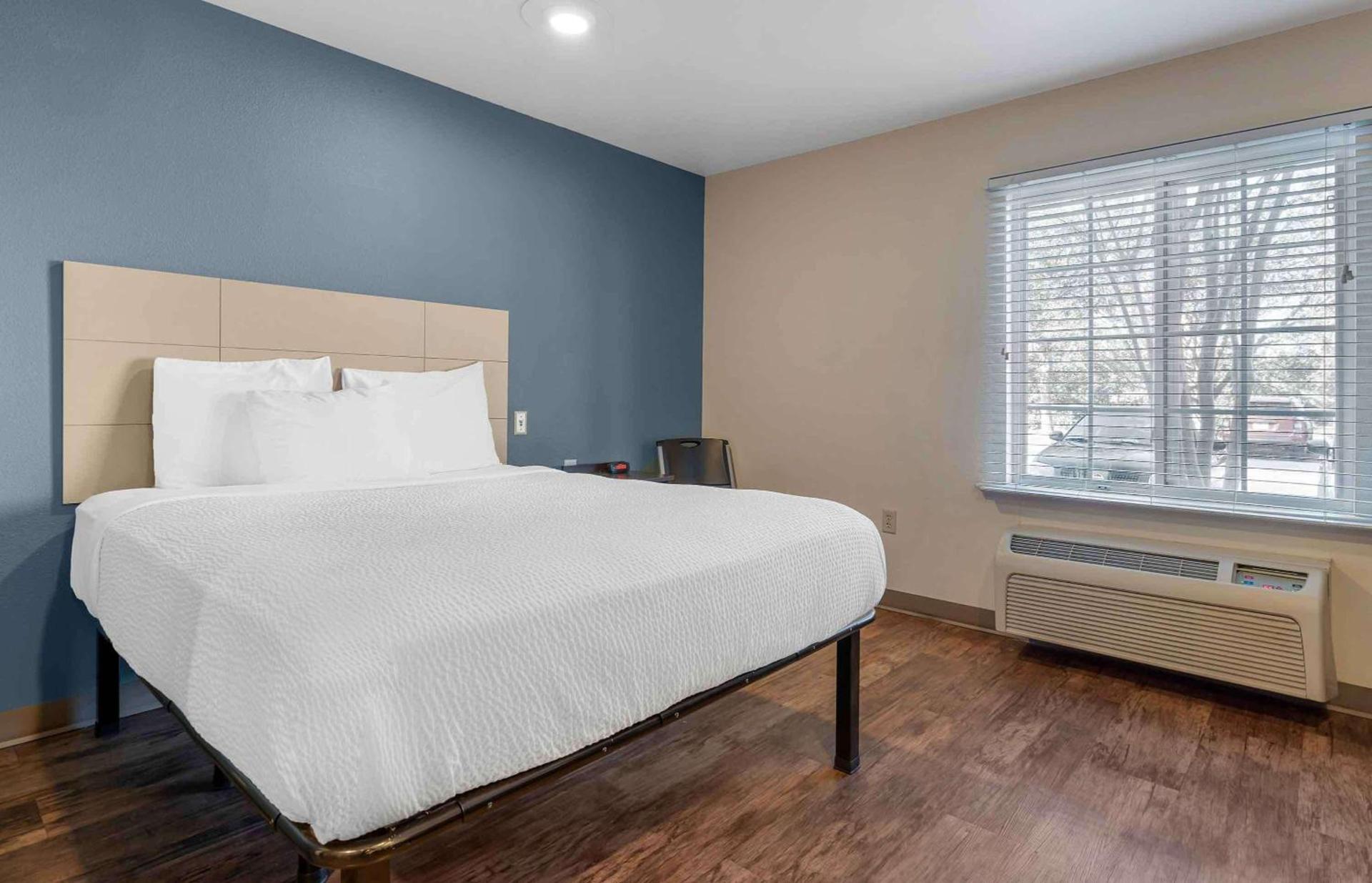 Extended Stay America Select Suites - Orlando - South photo 9