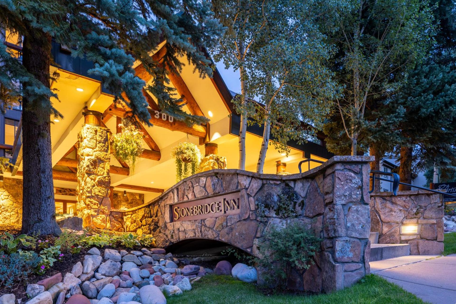 Stonebridge Inn — hotel in Snowmass Village