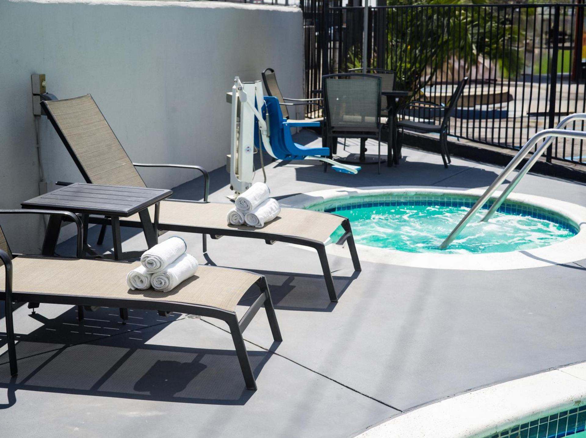 Quality Inn Burbank Airport photo 3