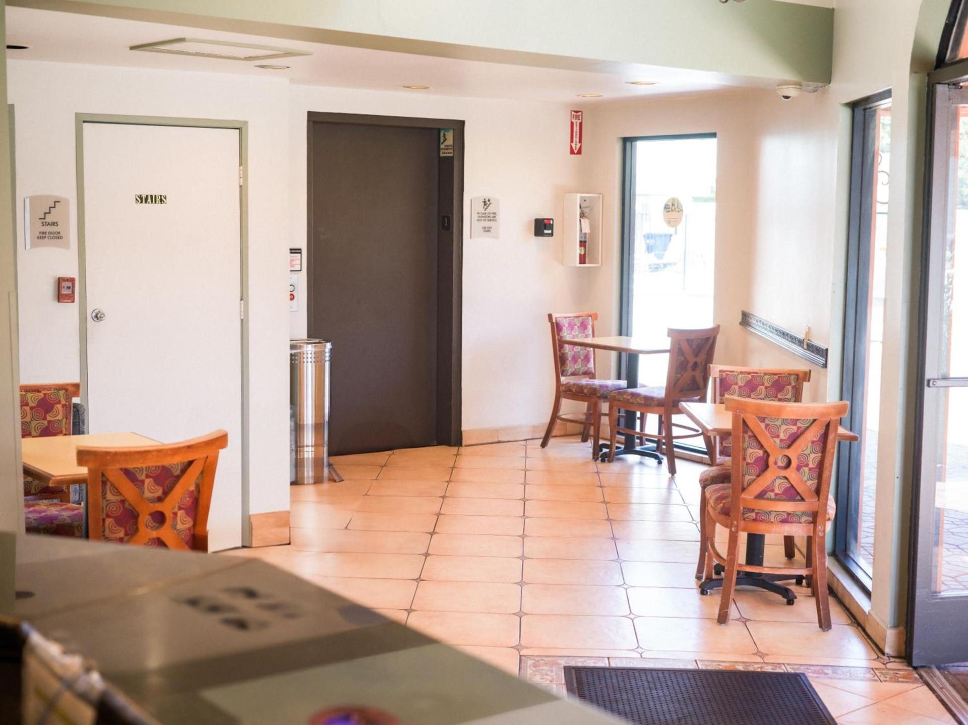 Quality Inn Burbank Airport photo 5