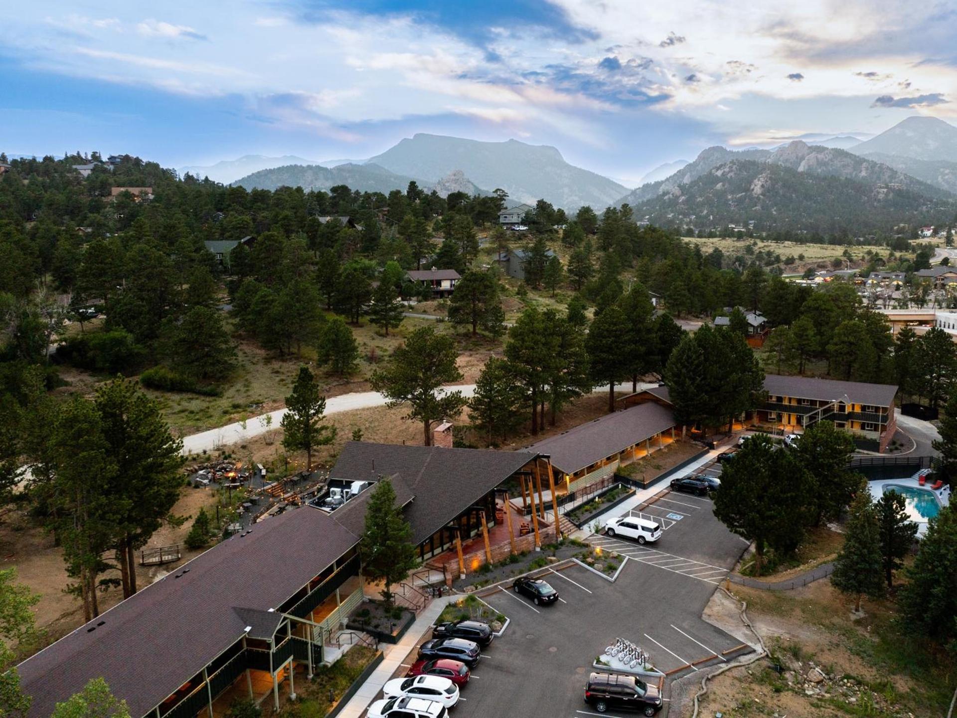 Trailhead Lodge photo 54