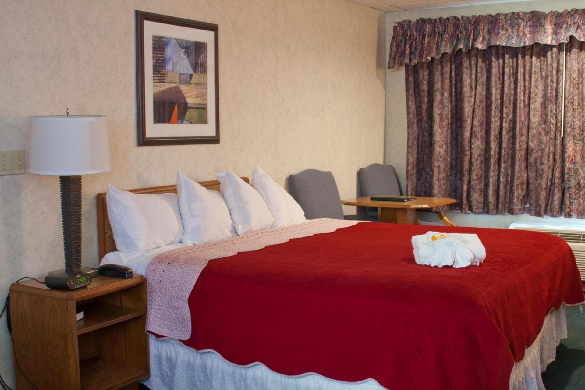 Anchorage Inn Burlington photo 3