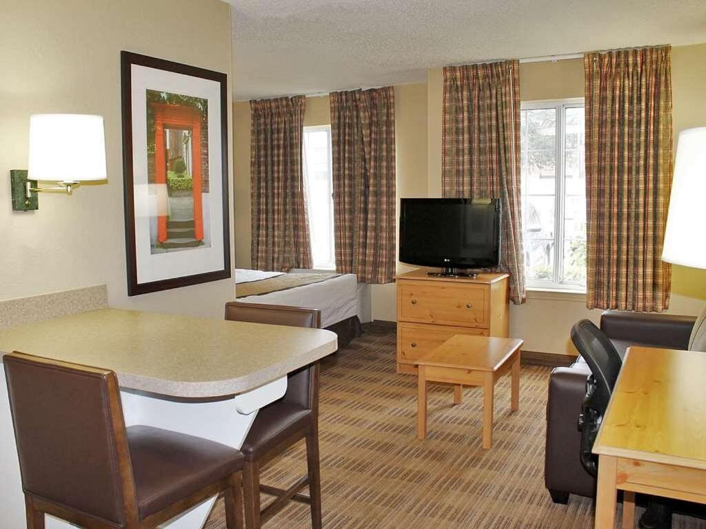 MainStay Suites Las Vegas Convention Center photo 5