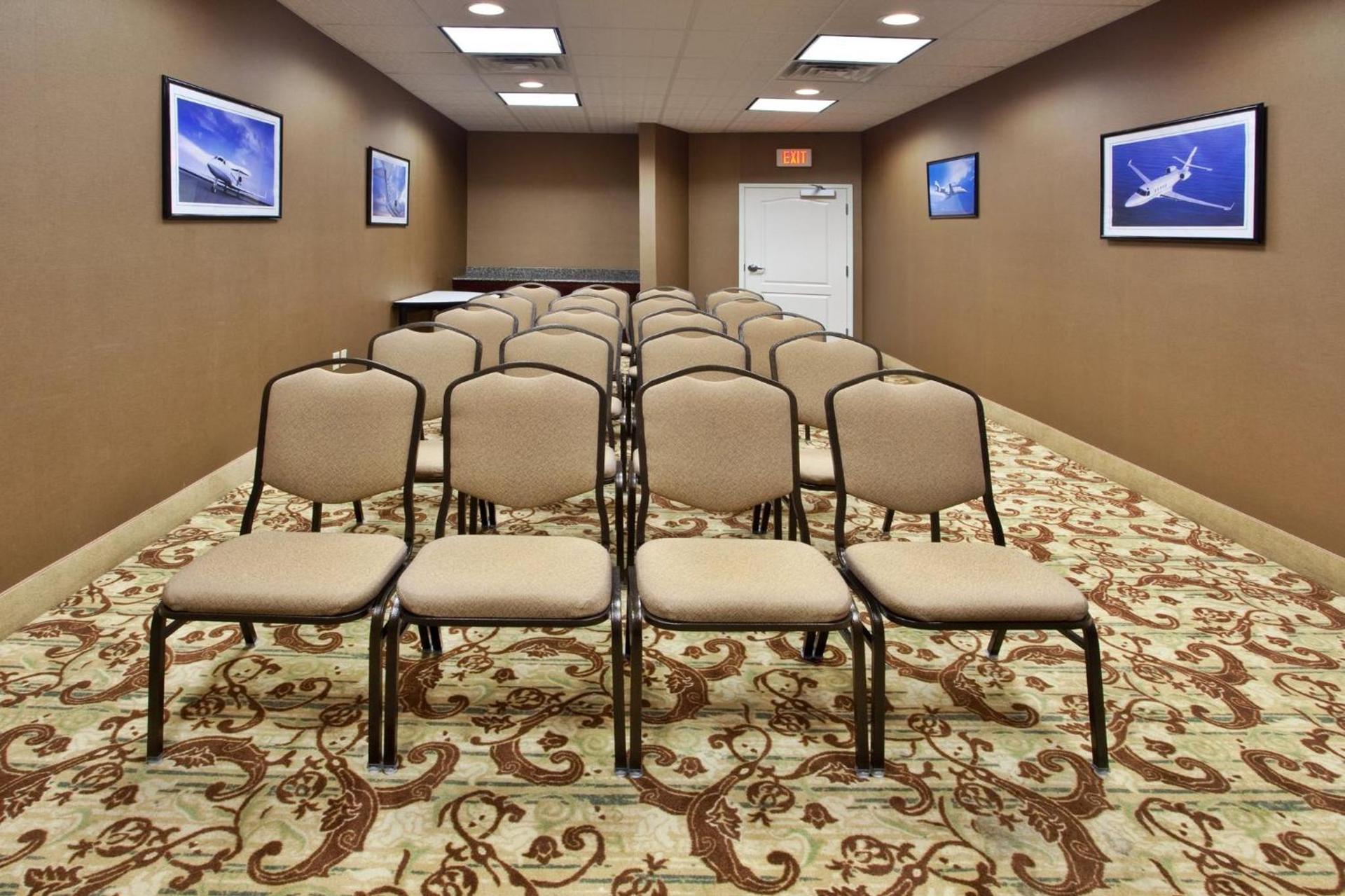 Holiday Inn Express Savannah Airport by IHG photo 18