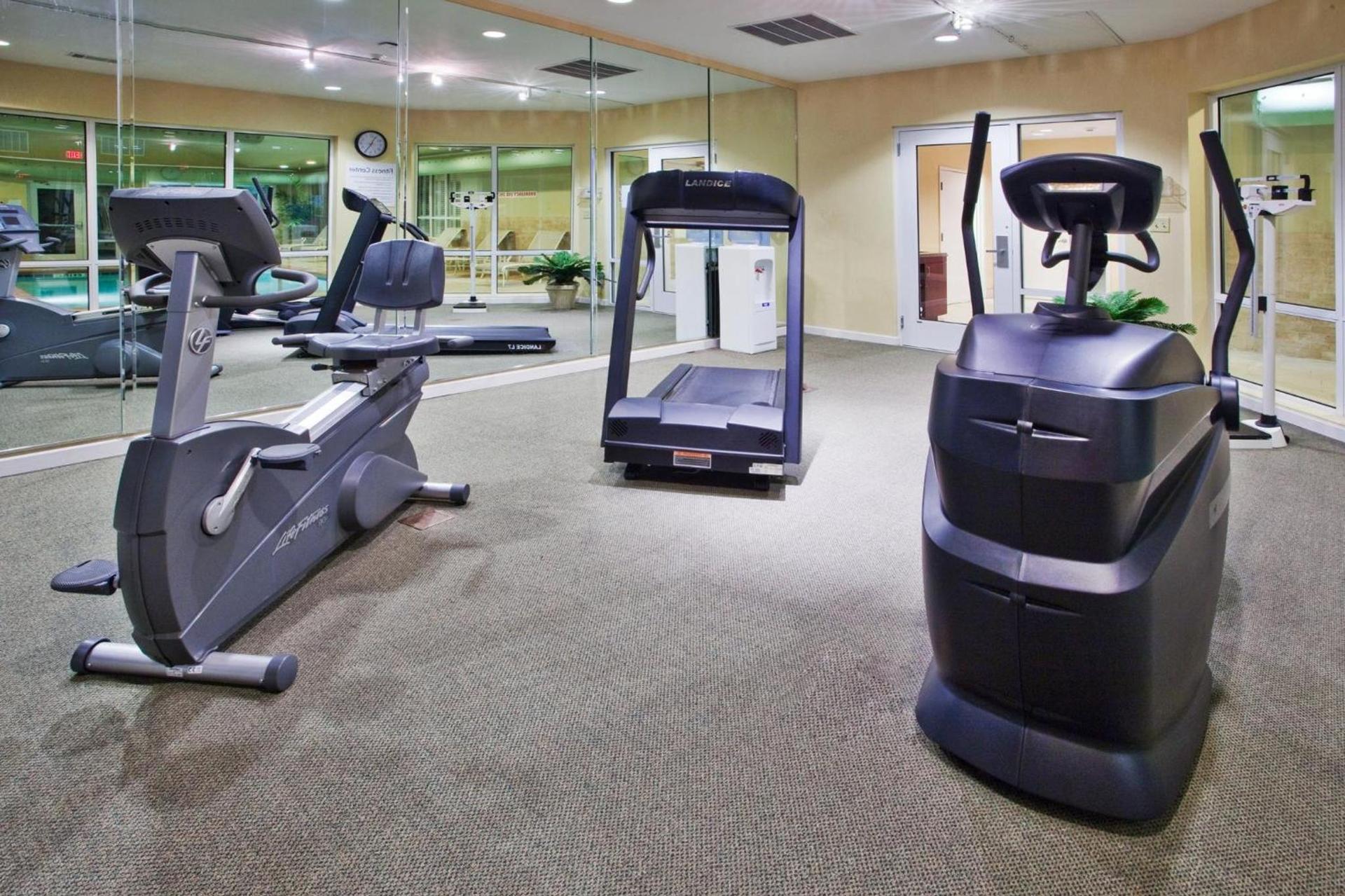 Holiday Inn Express Savannah Airport by IHG photo 10