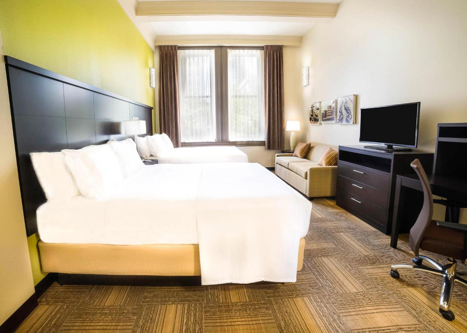 Staybridge Suites Baltimore - Inner Harbor by IHG photo 96