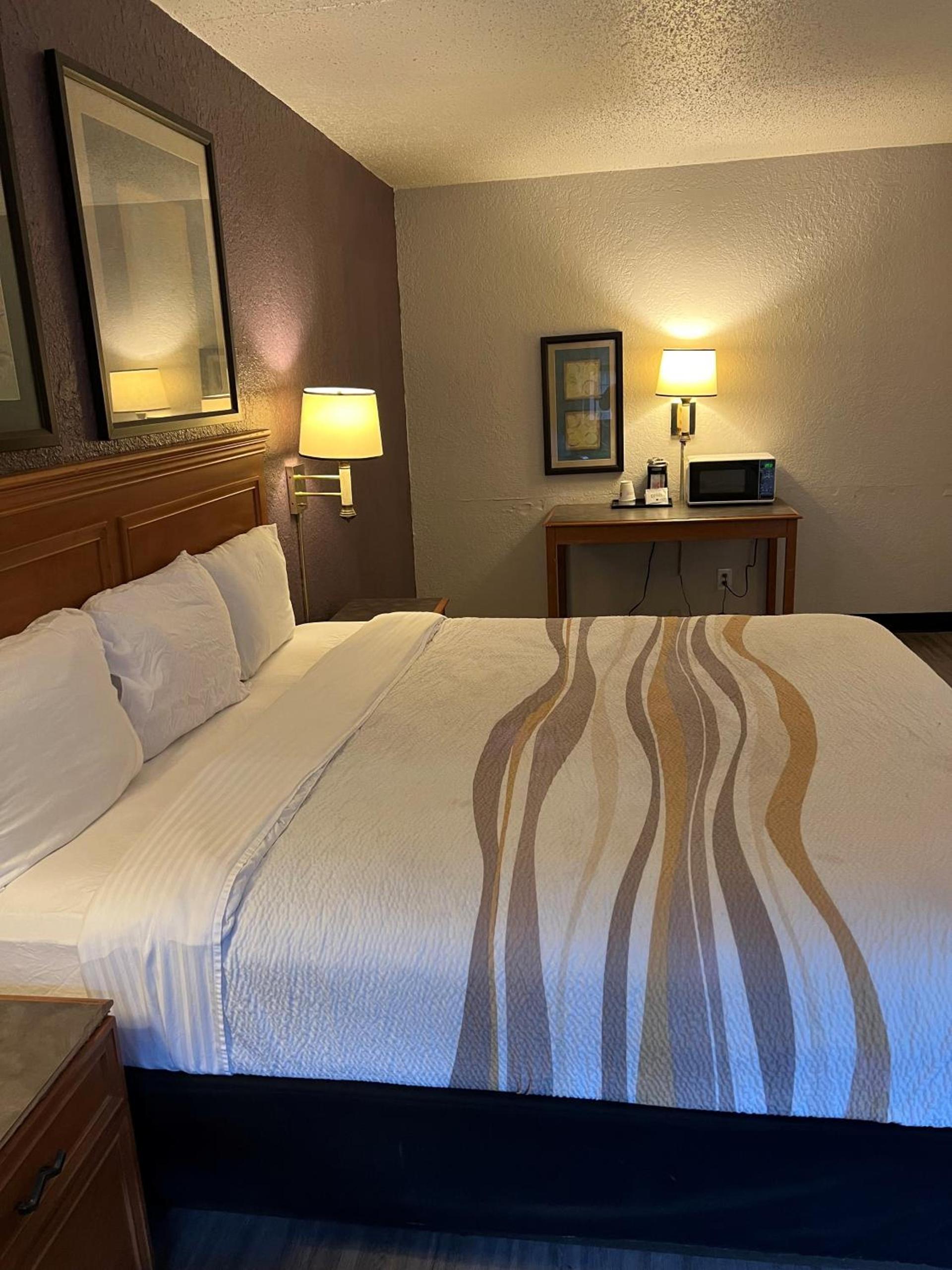 La Quinta Inn by Wyndham Bossier City photo 31