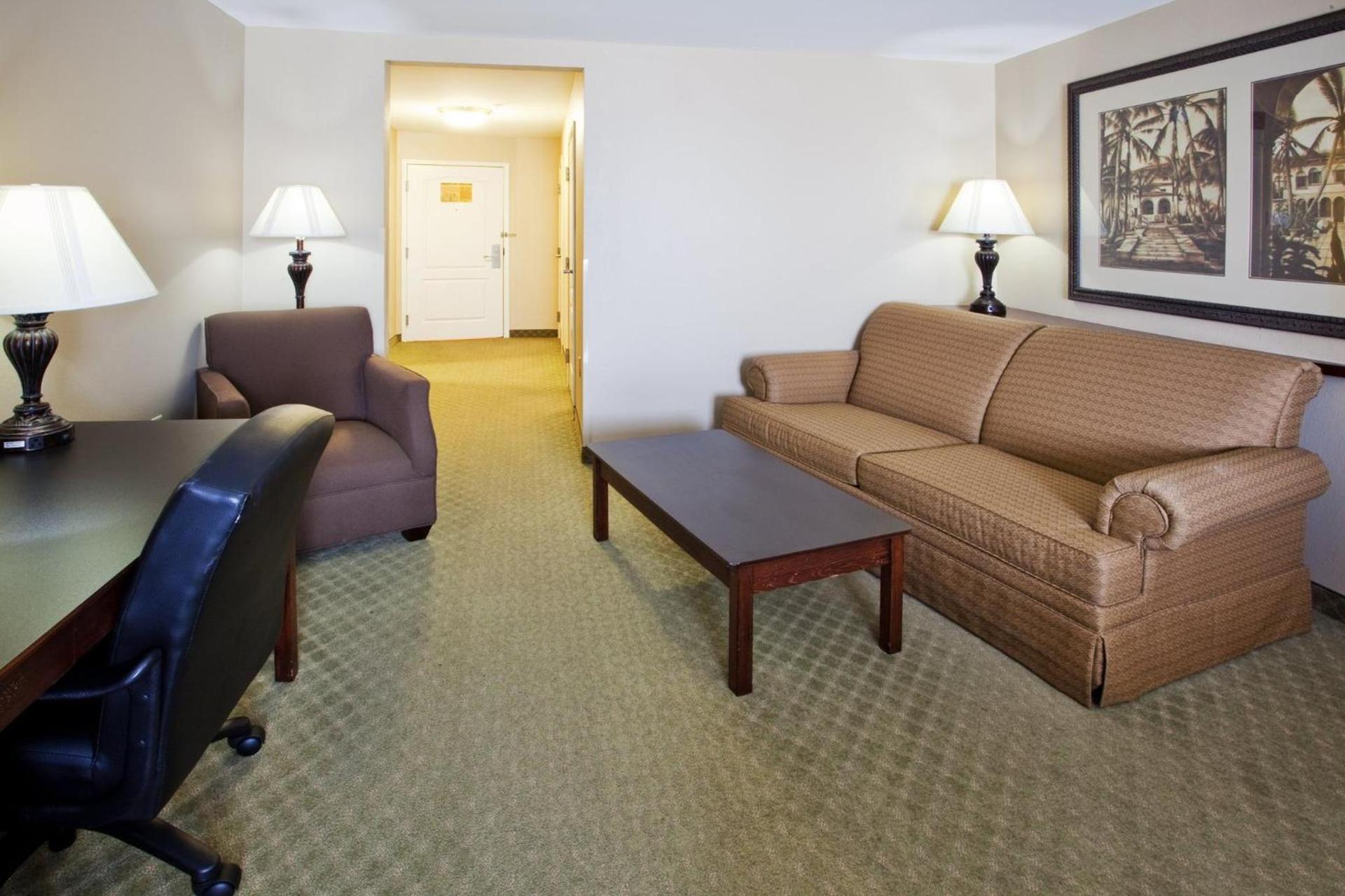 Holiday Inn Express Savannah Airport by IHG photo 6