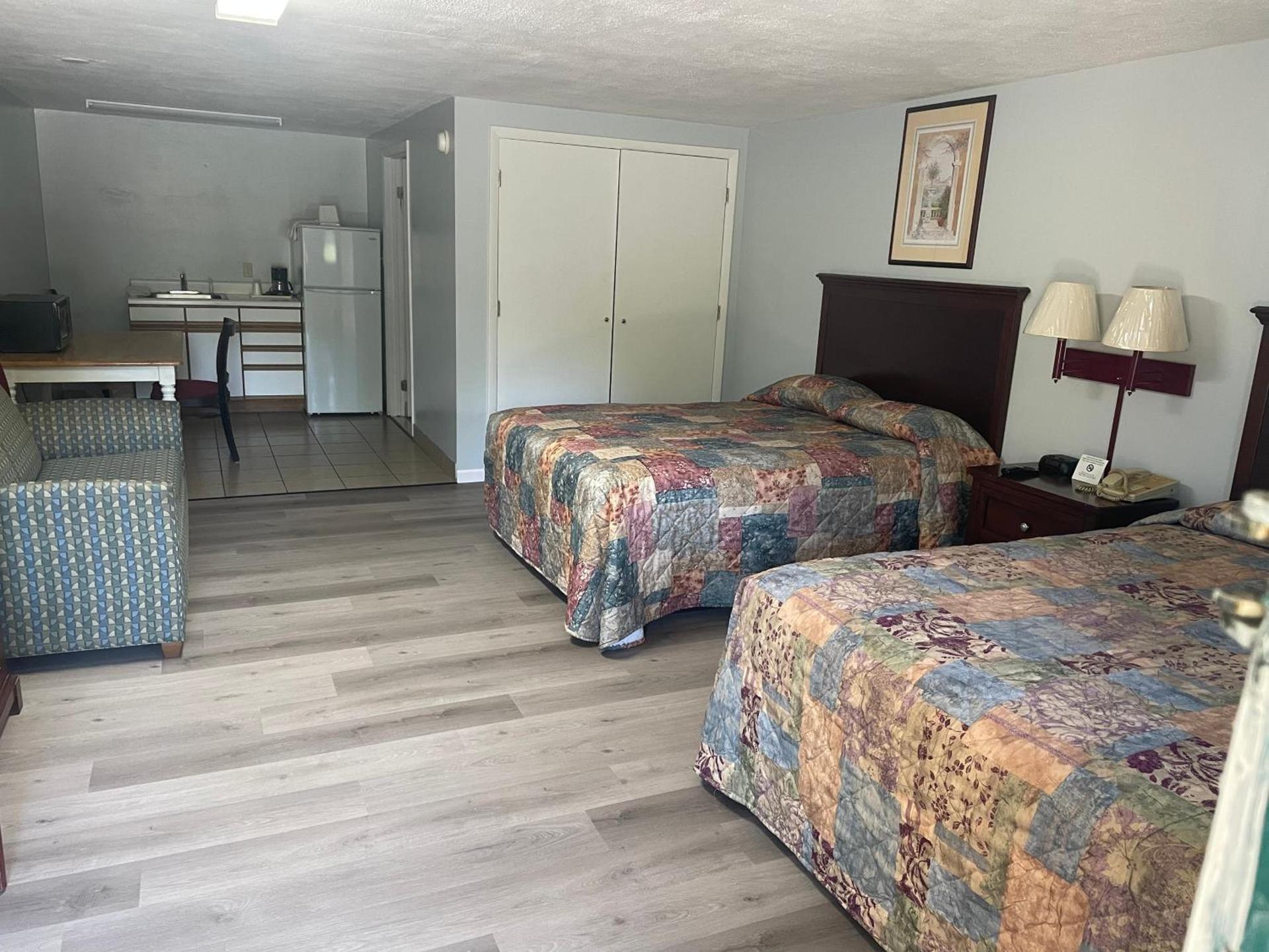 Perry-O Inn & Suites photo 14