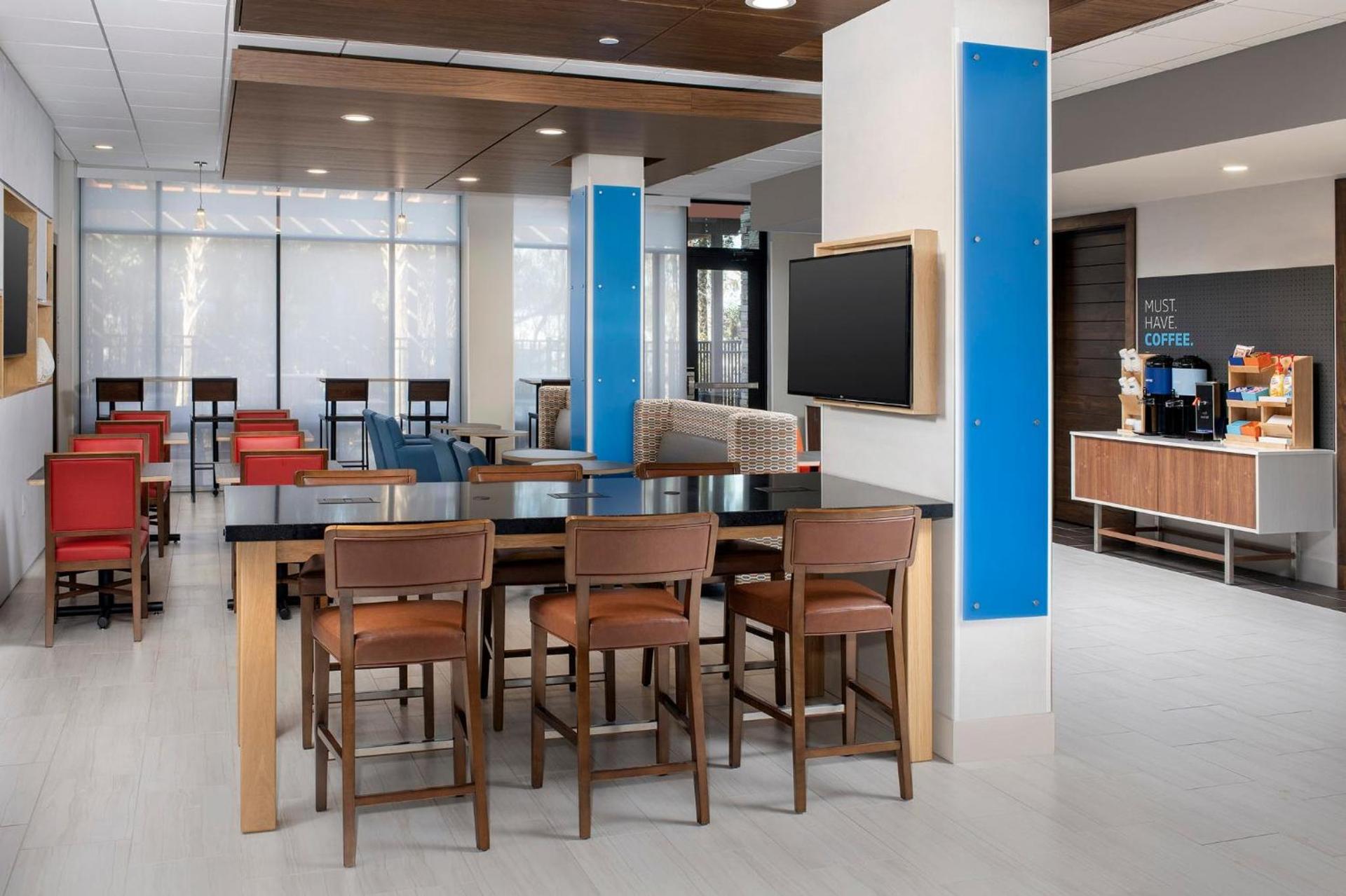 Holiday Inn Express Pensacola Downtown by IHG photo 33