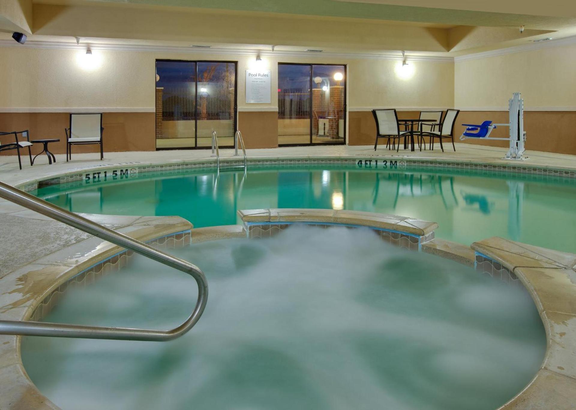 Holiday Inn Express Hotel & Suites Ennis by IHG photo 16
