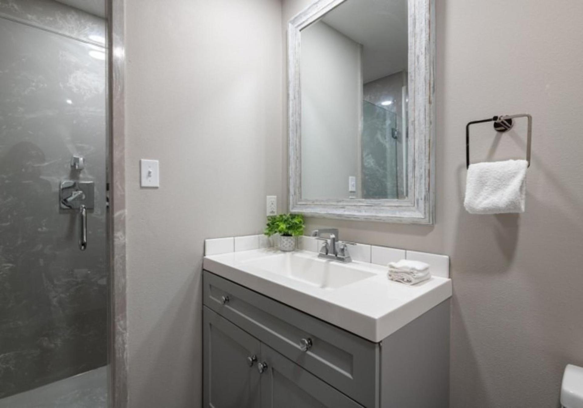 Bywater Suite Hotel photo 95