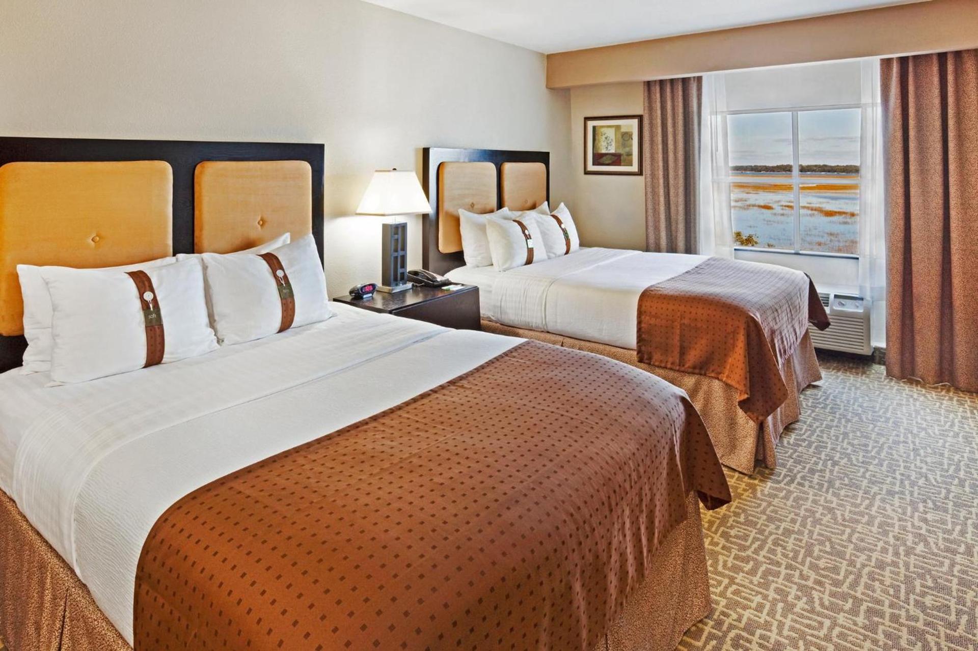 Holiday Inn Hotel & Suites Beaufort at Highway 21 by IHG photo 31