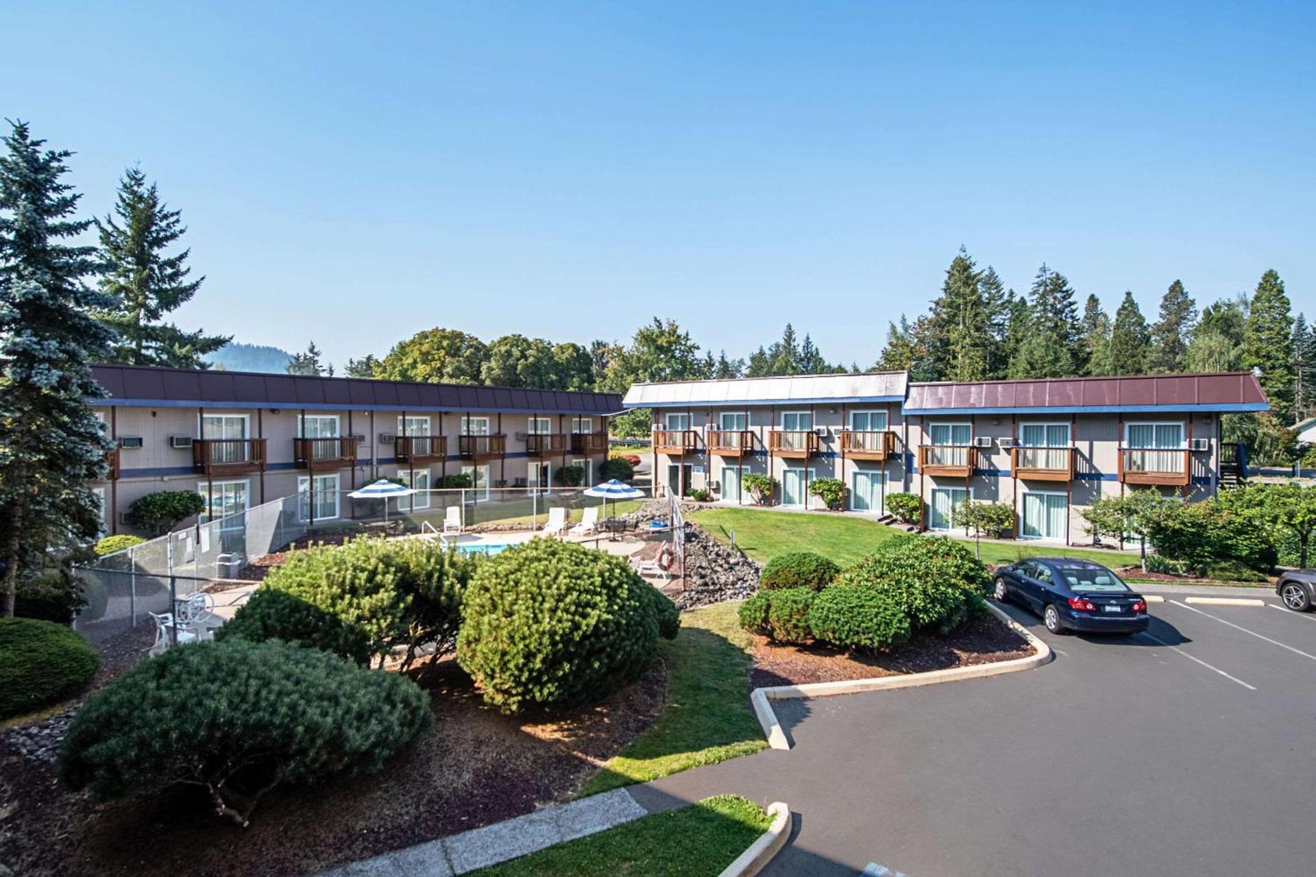 Rodeway Inn Enumclaw Mount Rainier-Crystal Mountain Area photo 5