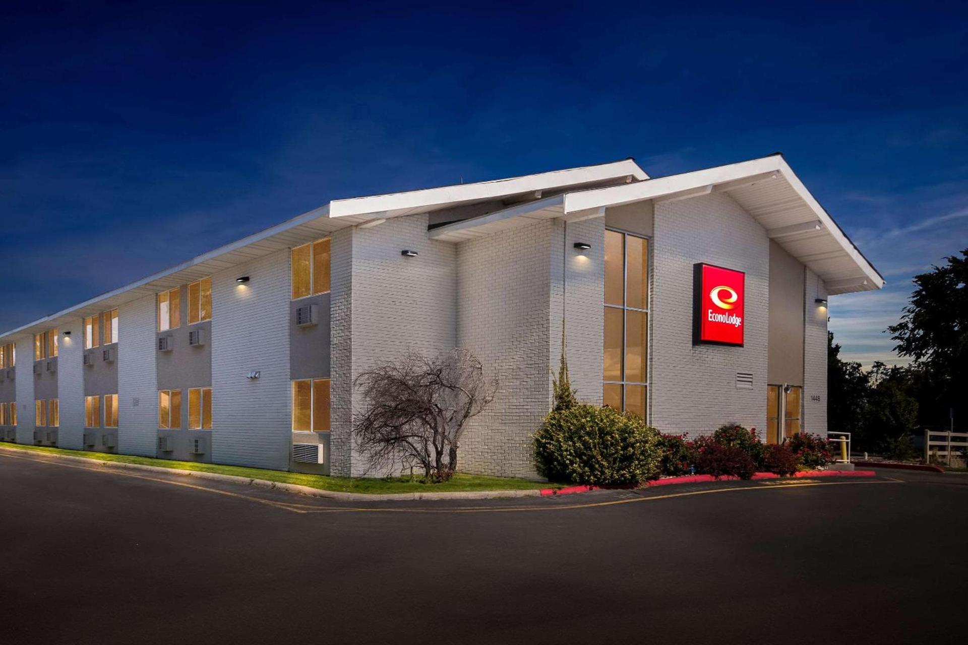Econo Lodge photo 5