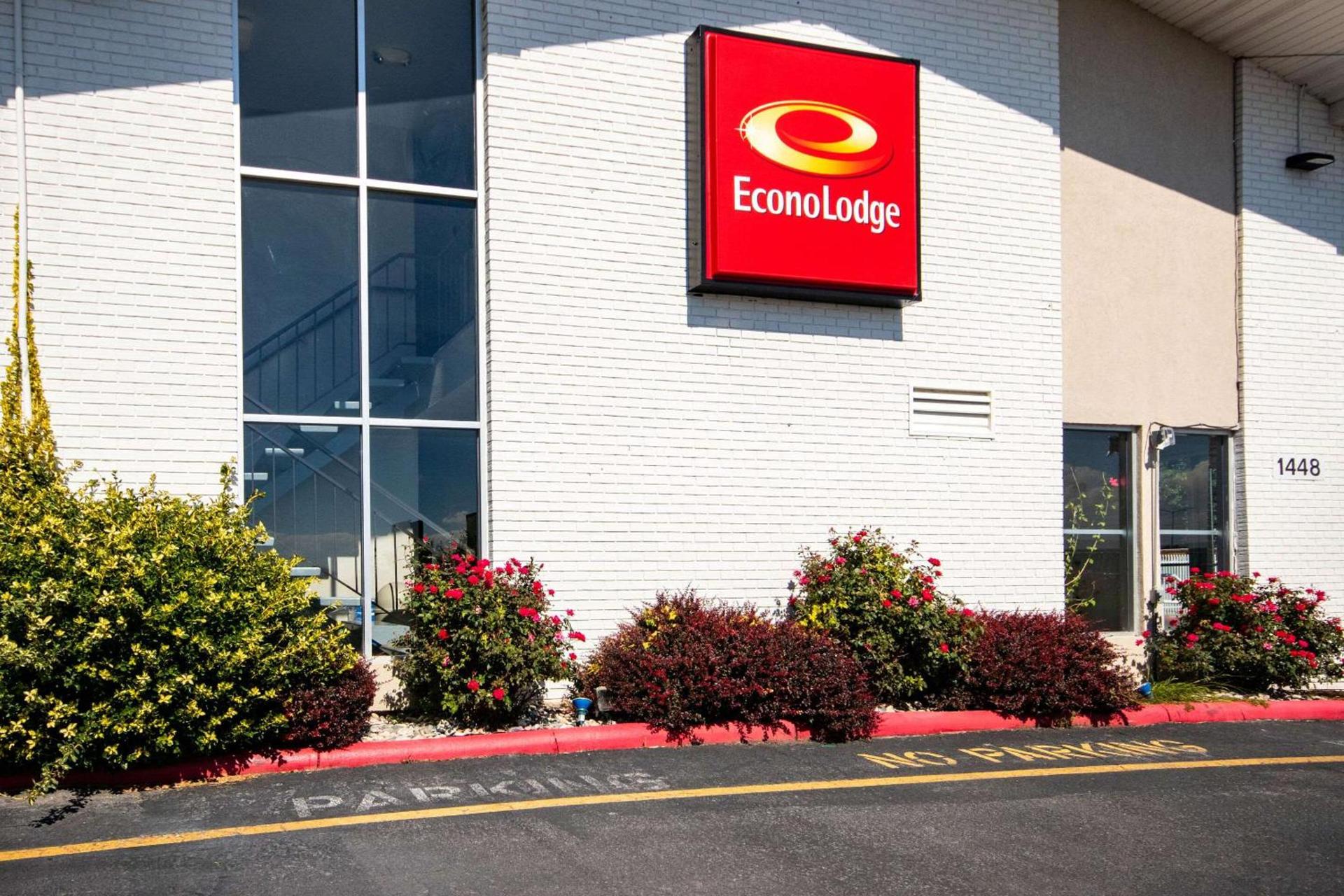 Econo Lodge photo 4