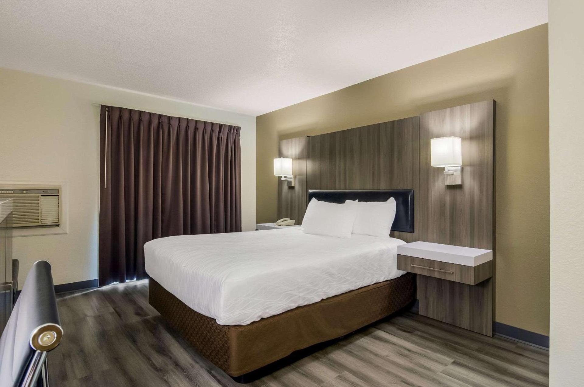 Rodeway Inn Enumclaw Mount Rainier-Crystal Mountain Area photo 10