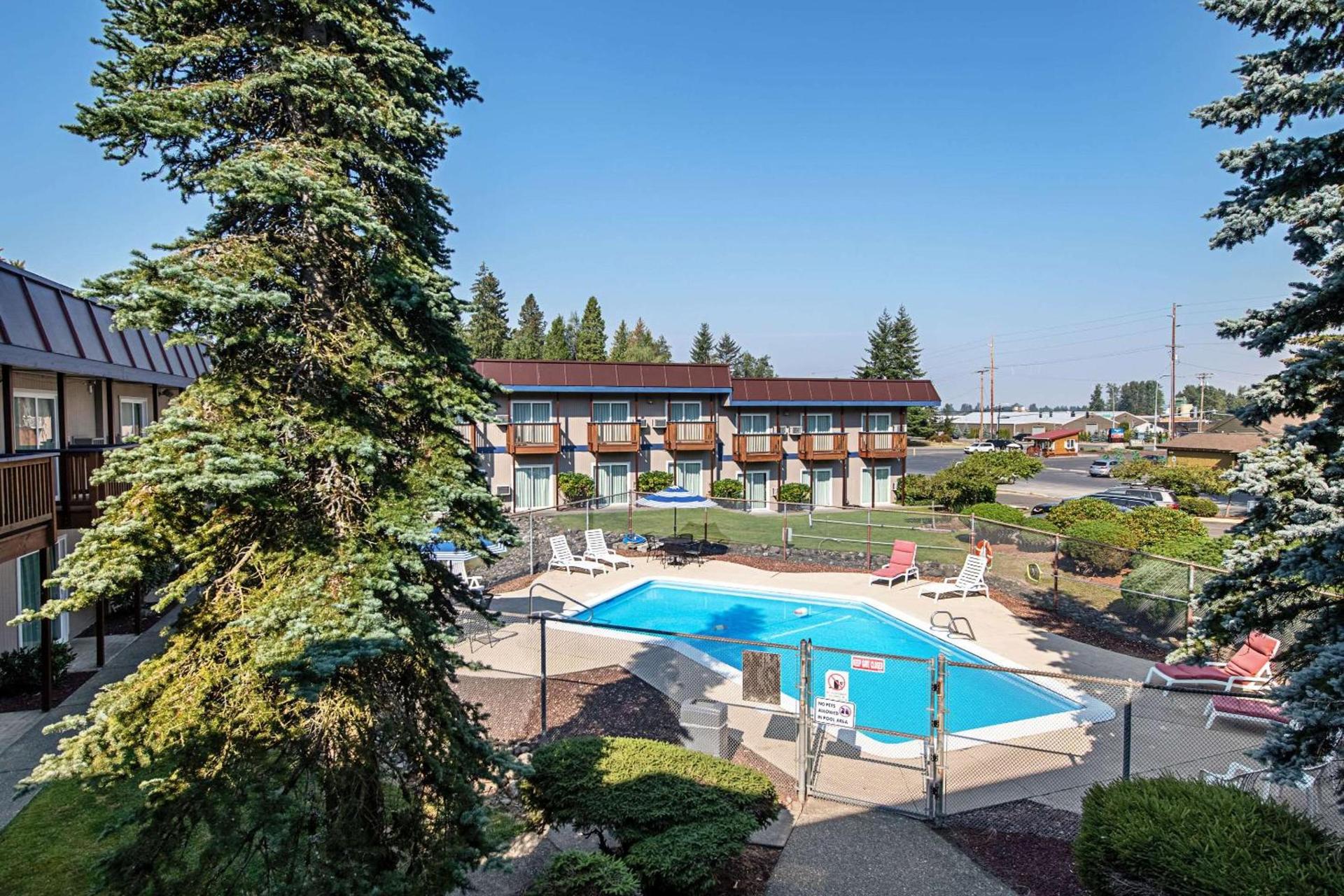 Rodeway Inn Enumclaw Mount Rainier-Crystal Mountain Area photo 20