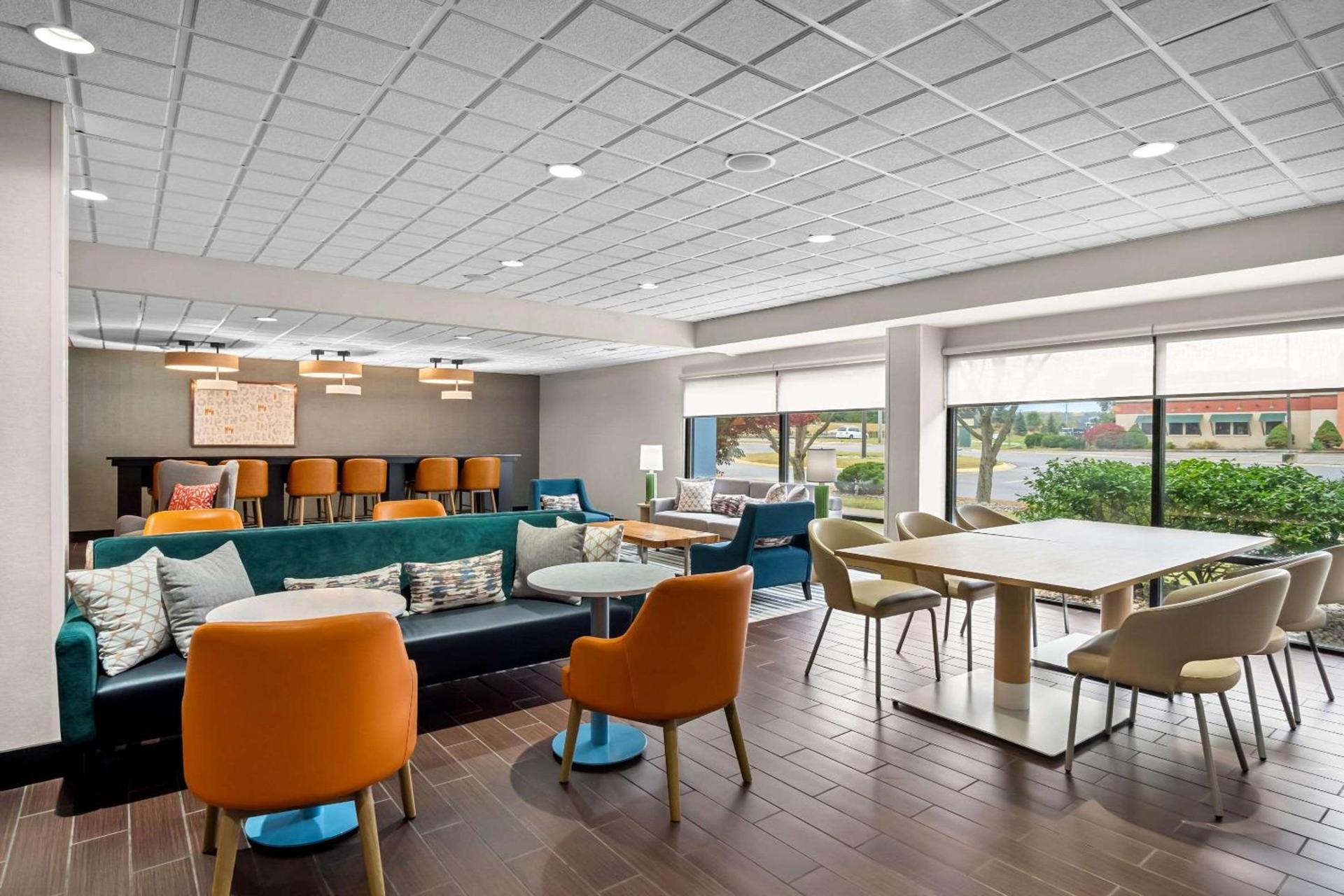 Comfort Inn Cadillac photo 3