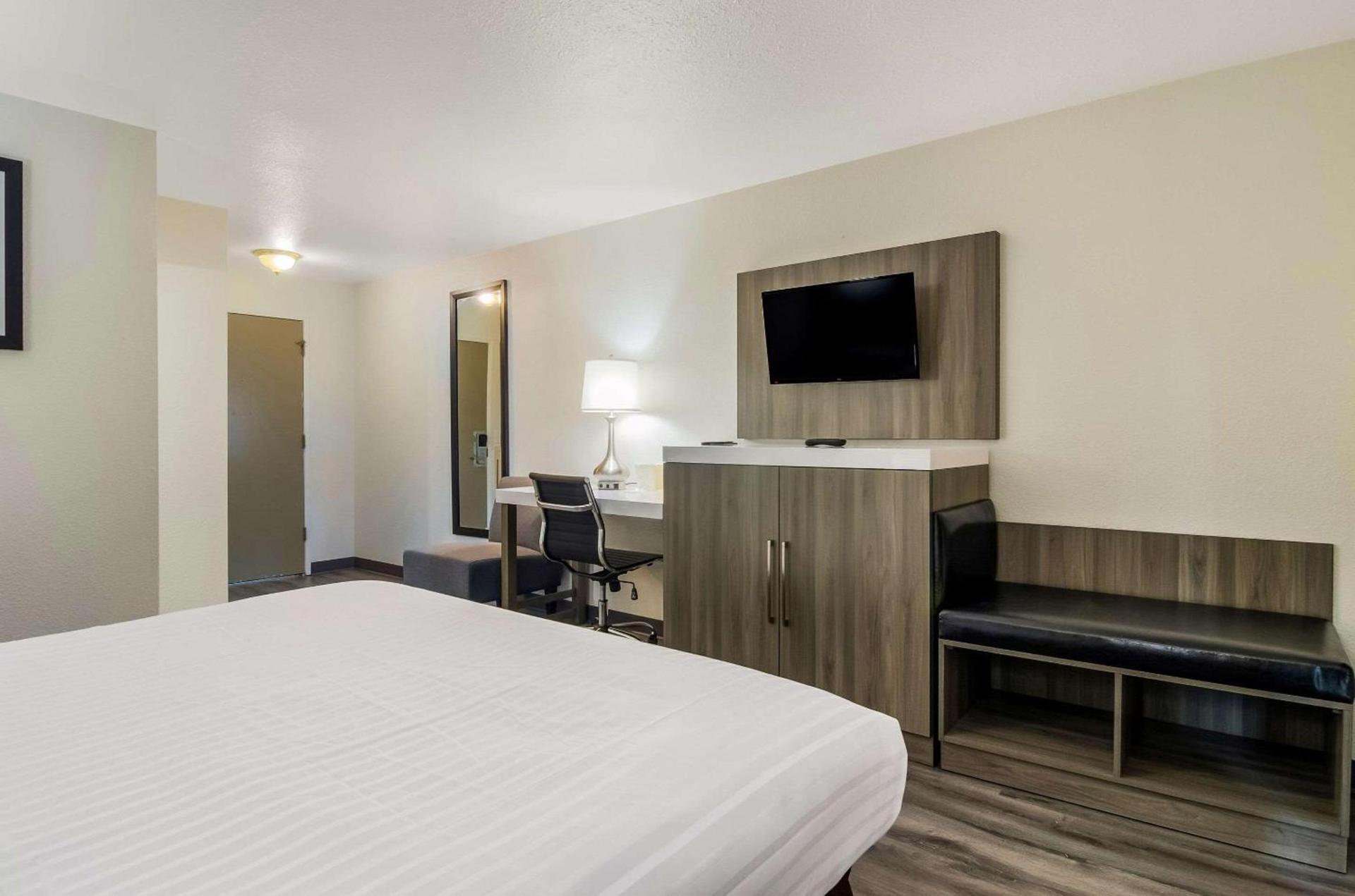 Rodeway Inn Enumclaw Mount Rainier-Crystal Mountain Area photo 17