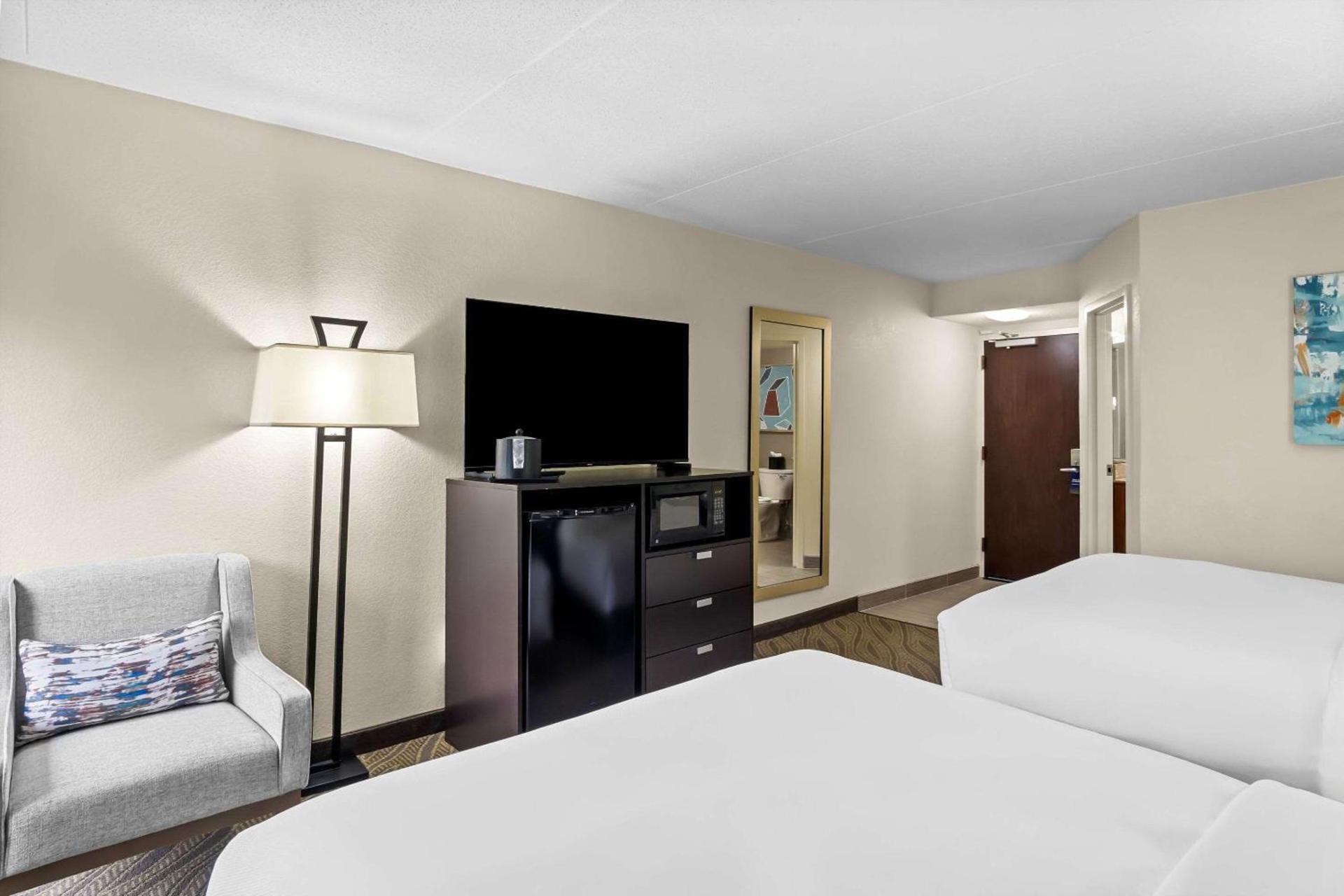 Comfort Inn Cadillac photo 13