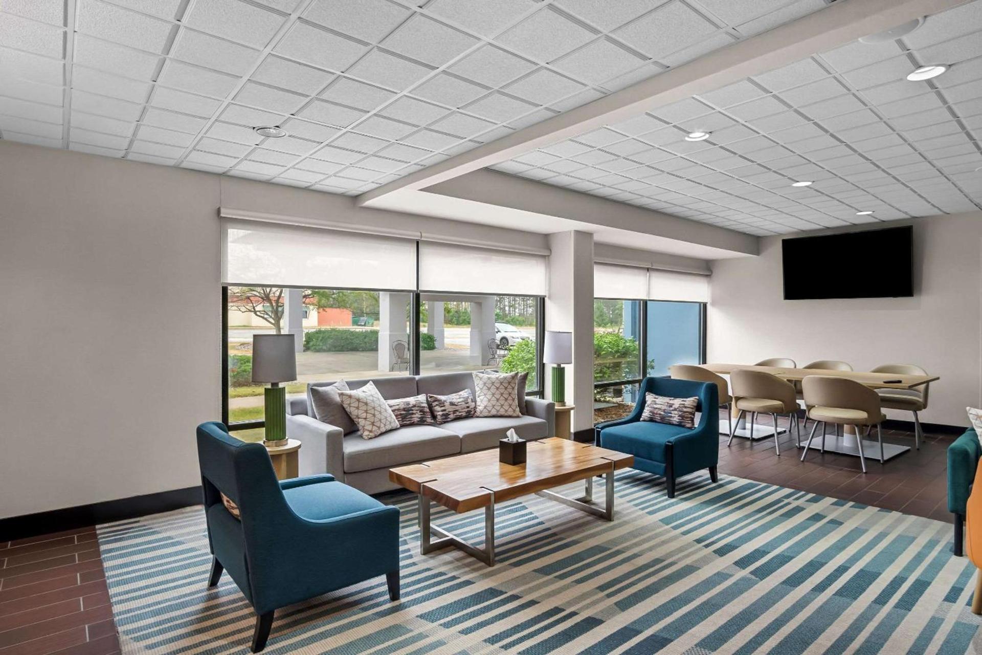 Comfort Inn Cadillac photo 4