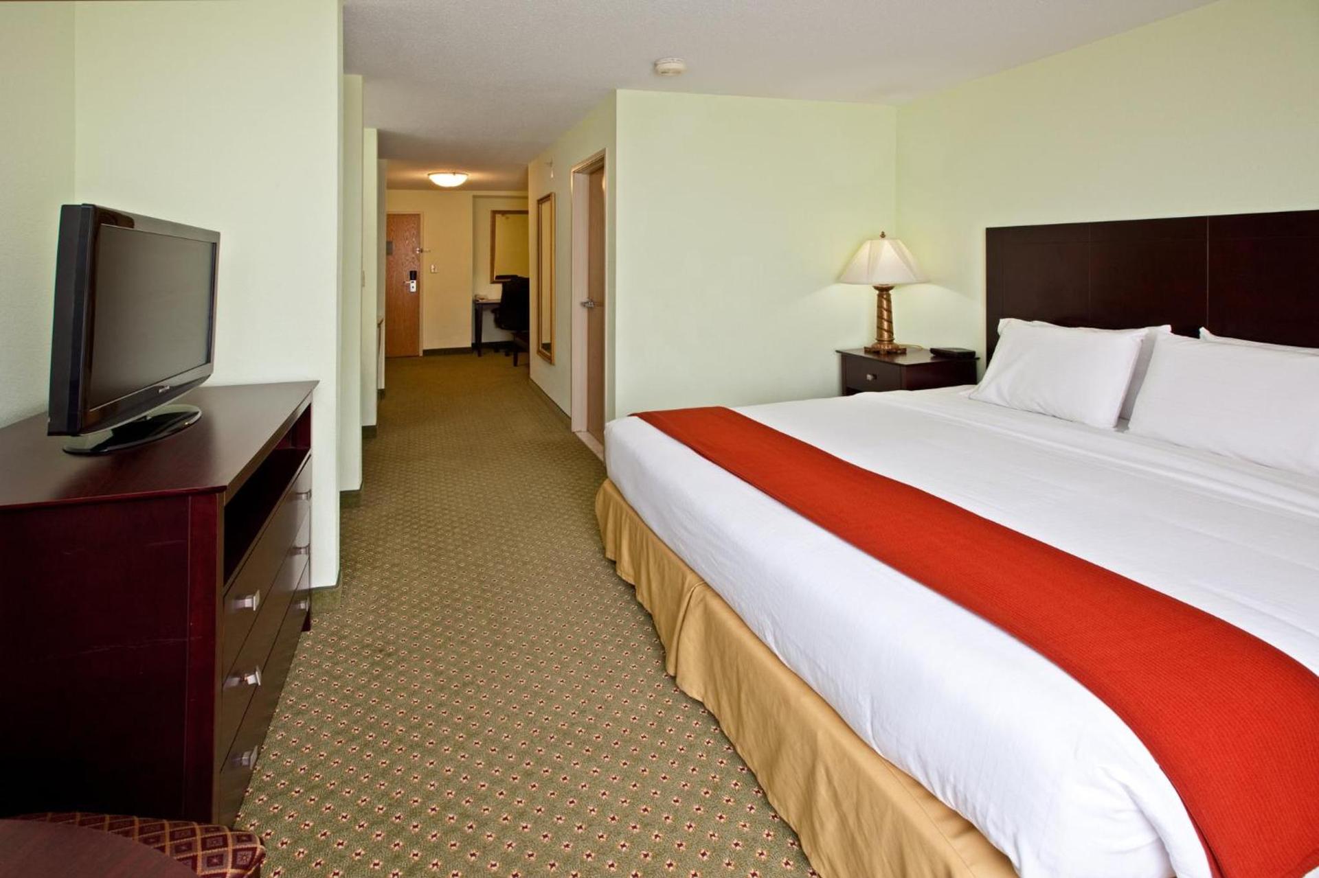 Holiday Inn Express Scottsburg by IHG photo 44