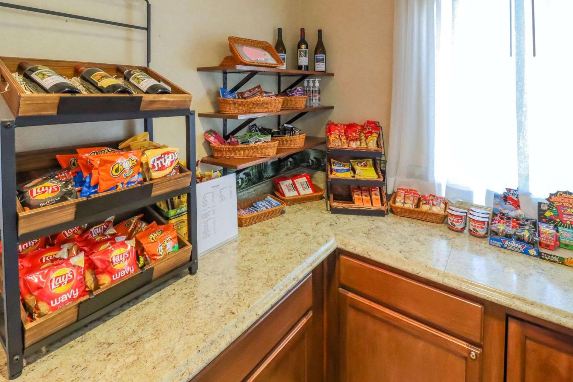 Quality Inn & Suites Sequim at Olympic National Park photo 22