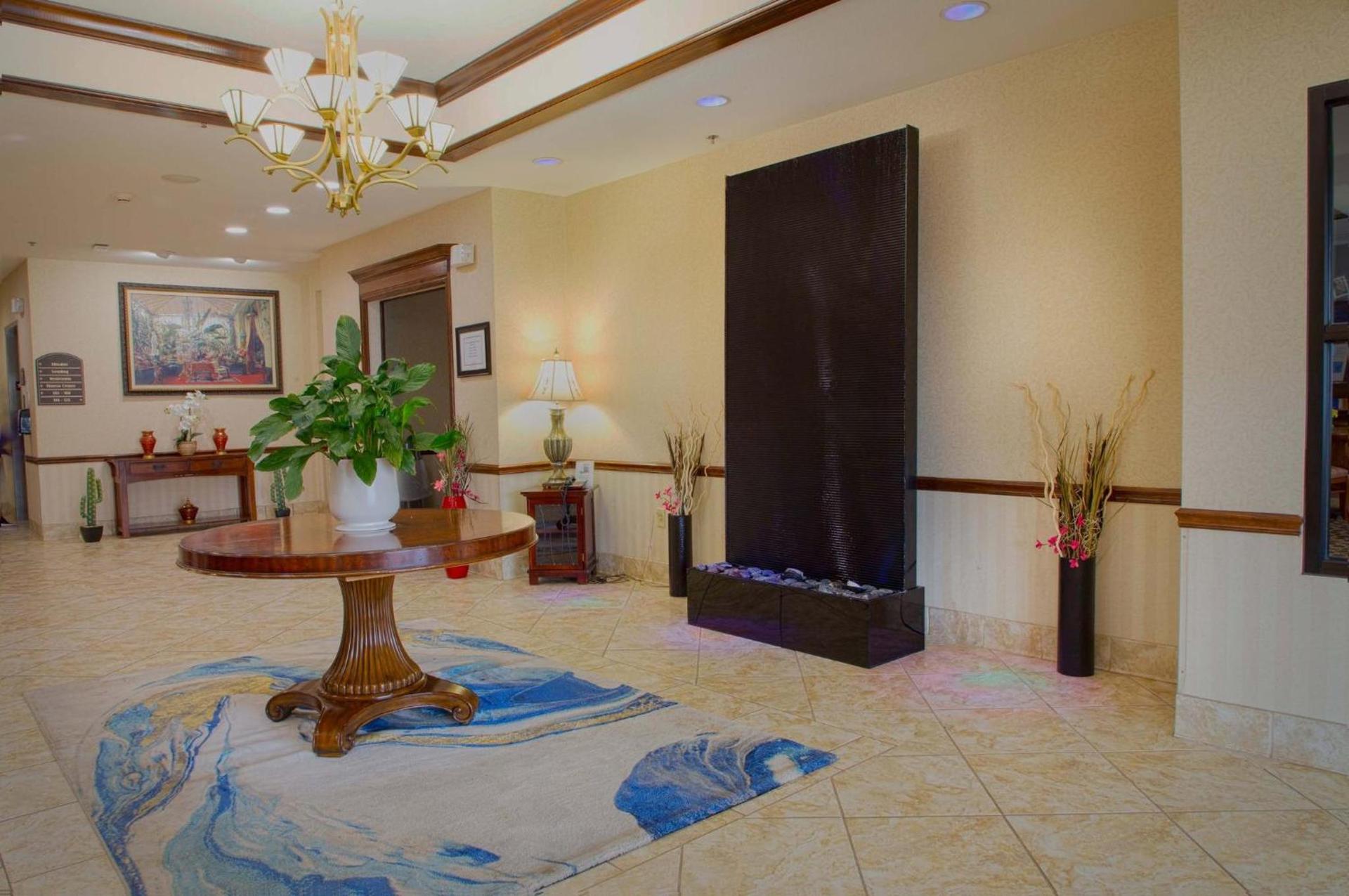 Holiday Inn Express Hotel & Suites Center by IHG photo 34