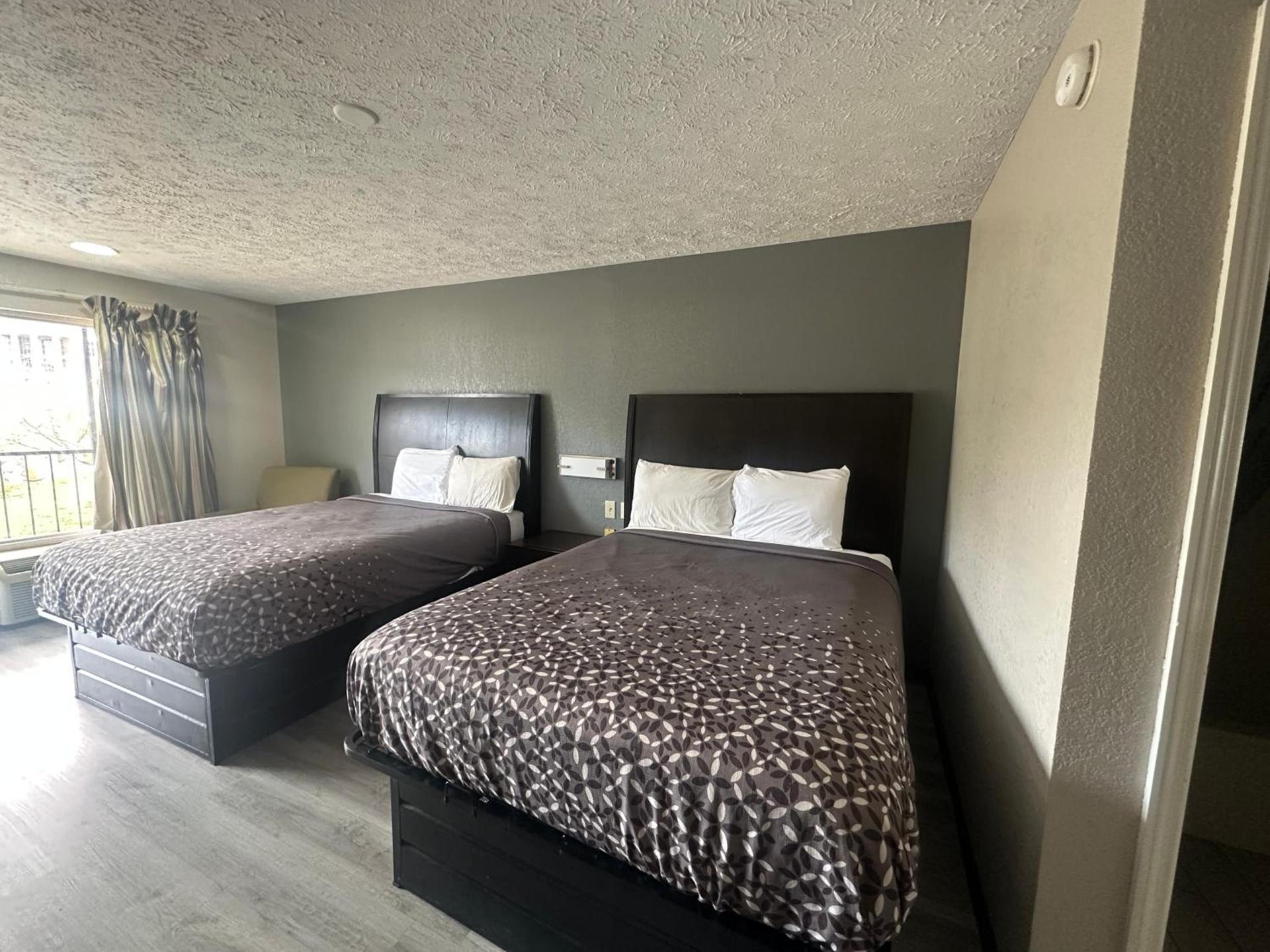 Regal Inn Guntersville Hwy 431 photo 15