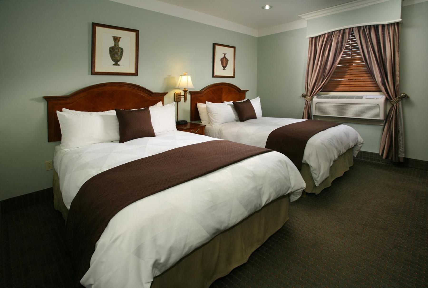 Brand Plaza Hotel photo 13