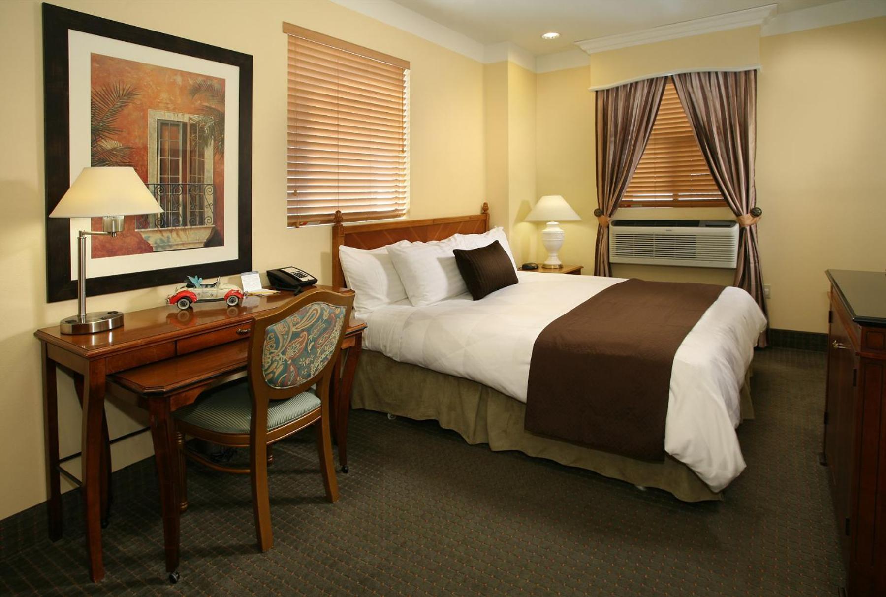 Brand Plaza Hotel photo 8