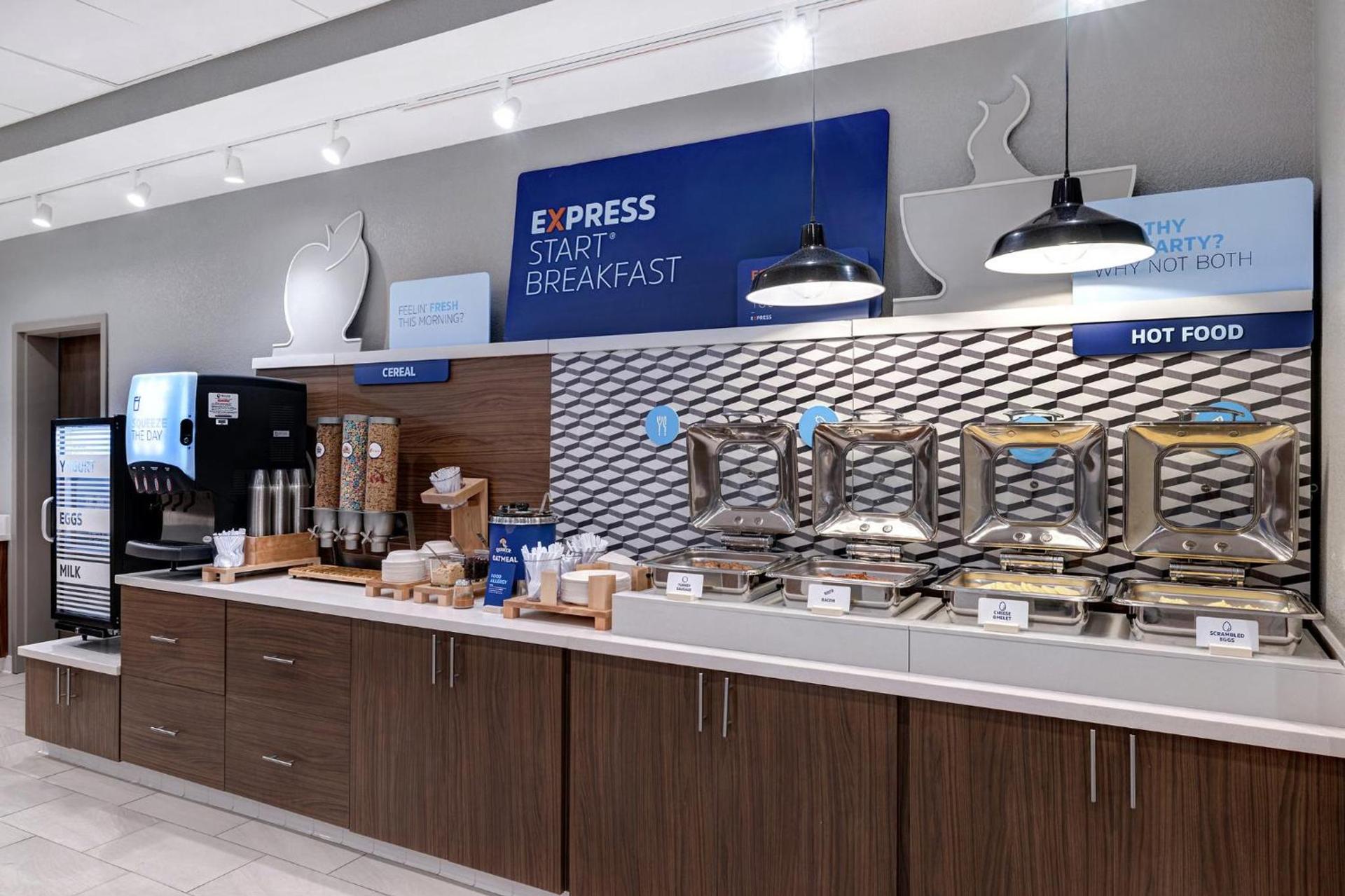 Holiday Inn Express & Suites Ontario - Chino Hills by IHG photo 62